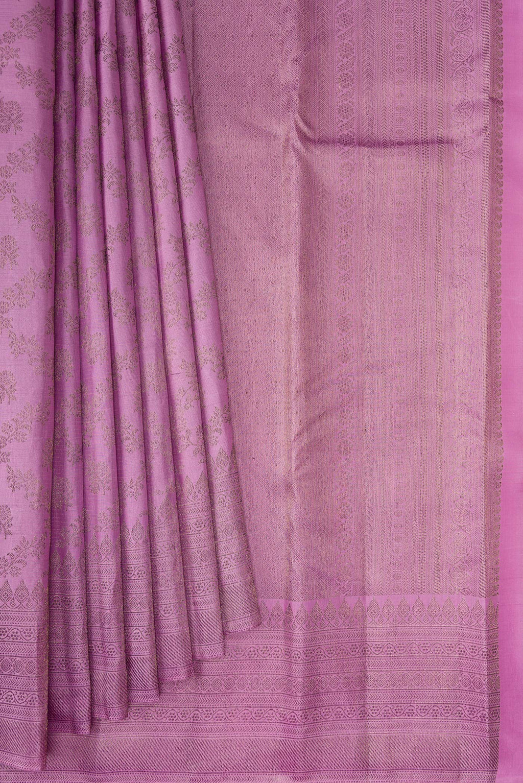 Pleats and pallu of Lavender Kanjivaram Silk Saree with Zari Brocade on the body and Fancy Border. 