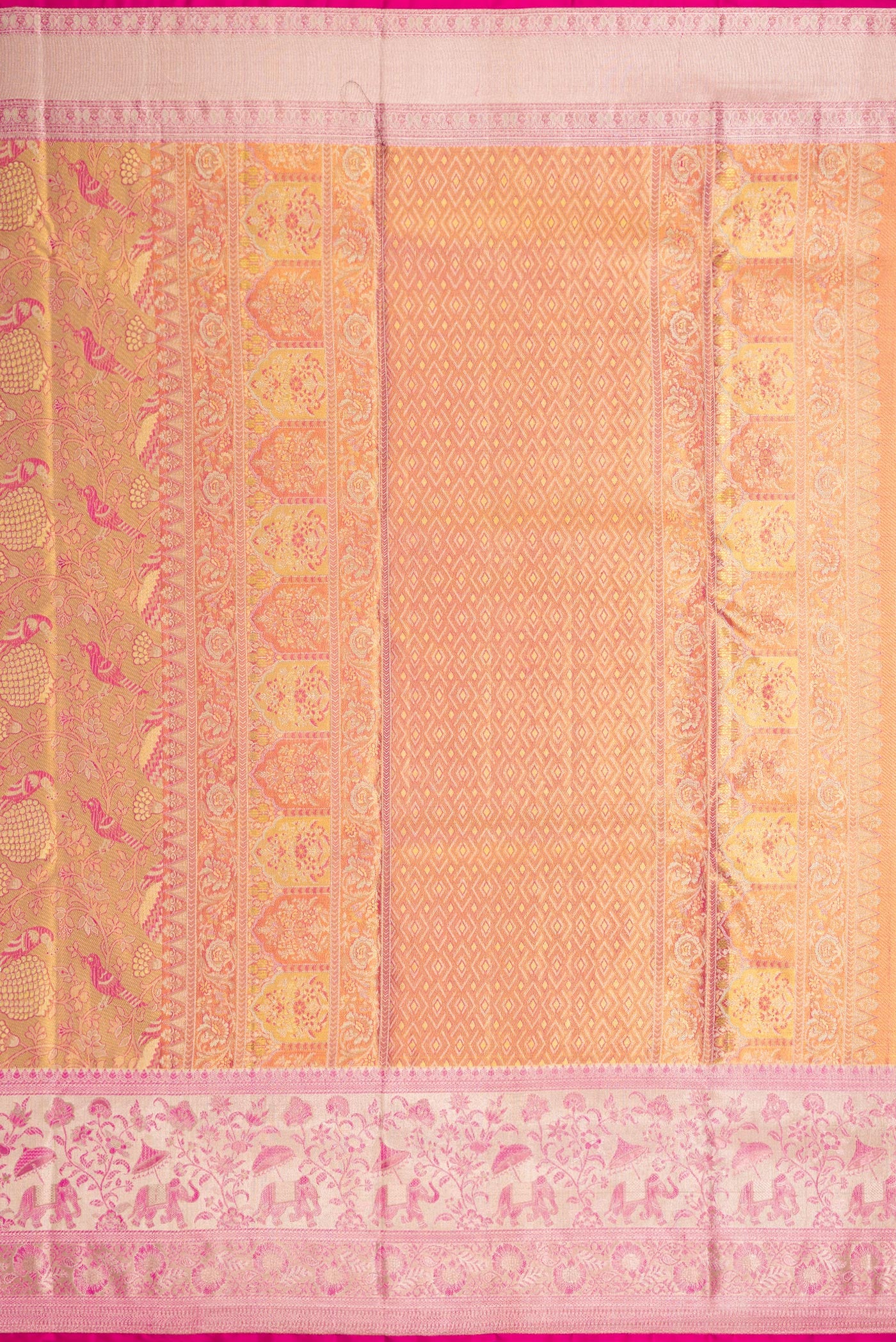 Close up image of the pallu of Pink Dual Tone Kanjivaram Tissue Silk Saree with Zari Brocade on the body and Zari Border. 