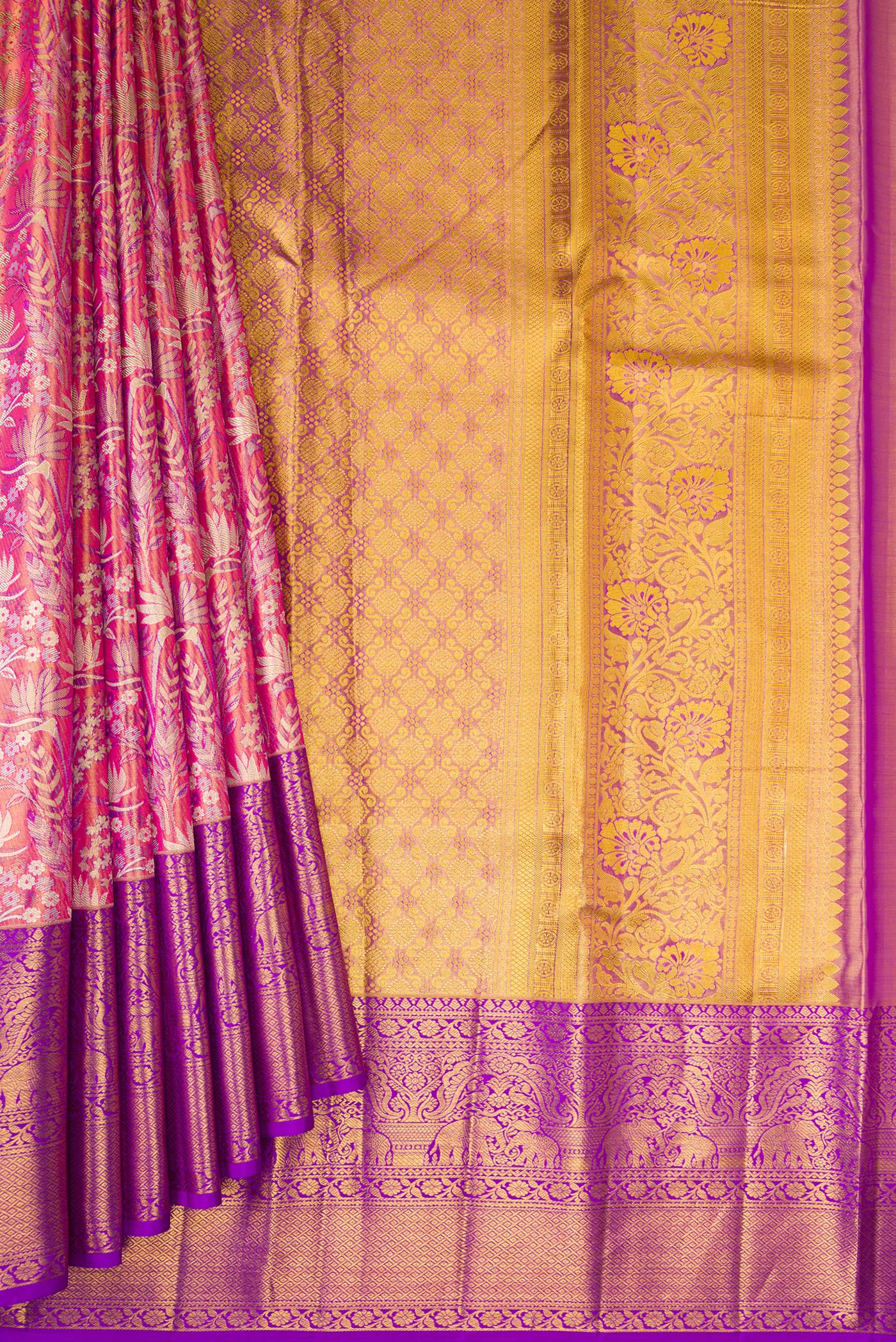 Pleats and pallu of Pink Dual Tone Kanjivaram Tissue Silk Saree with Zari Brocade on the body and Zari Border. 