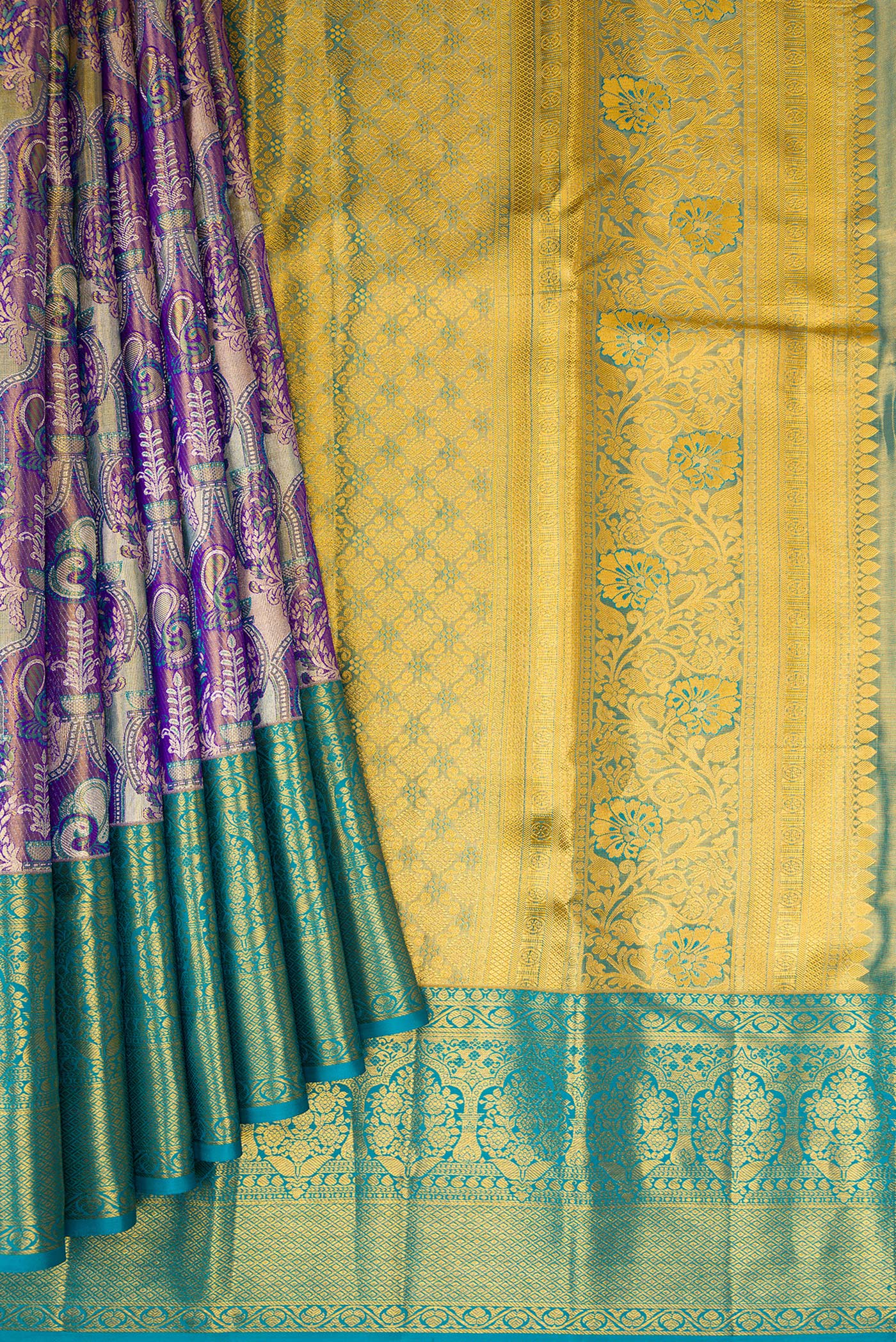 Pleats and pallu of Purple Dual Tone Kanjivaram Tissue Silk Saree with Zari Brocade on the body and Zari Border. 