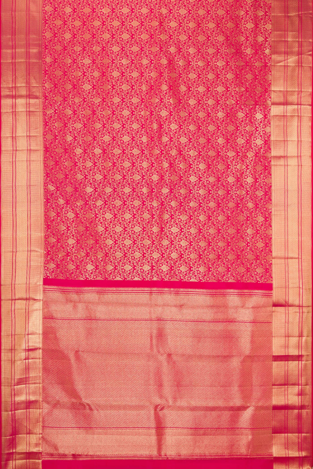Flat view of Dark Pink Kanchipuram Silk Saree with Zari Brocade on the body and Zari Border. 