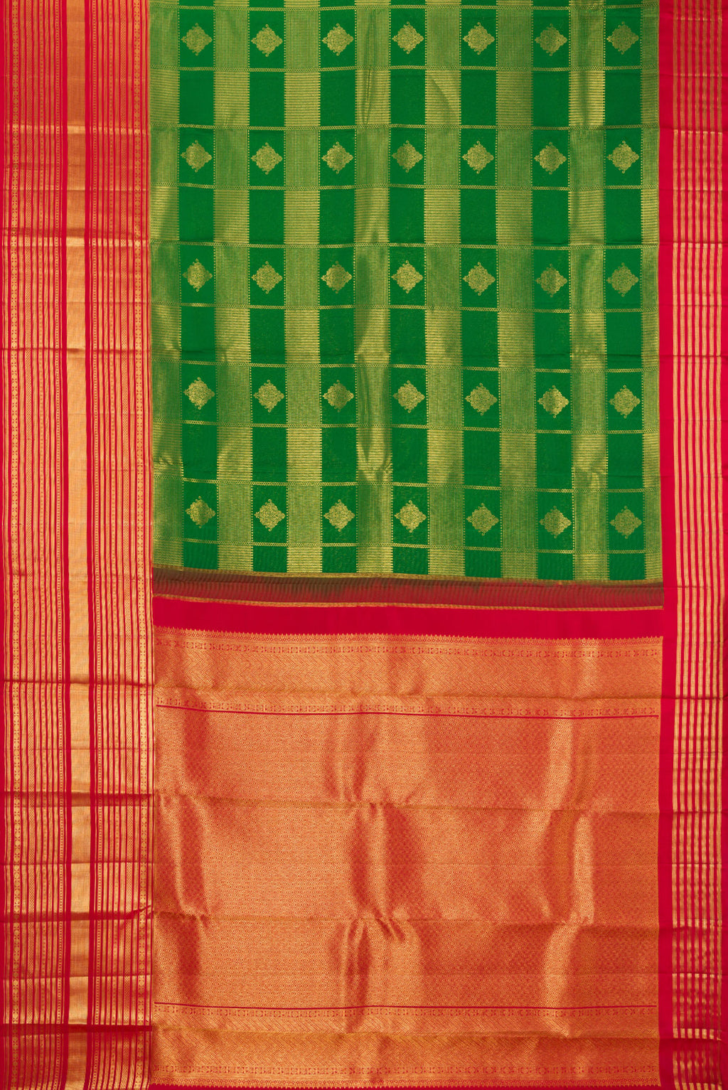 Flat view of Green Kanchipuram Silk Saree with Zari Brocade on the body and Zari Border. 