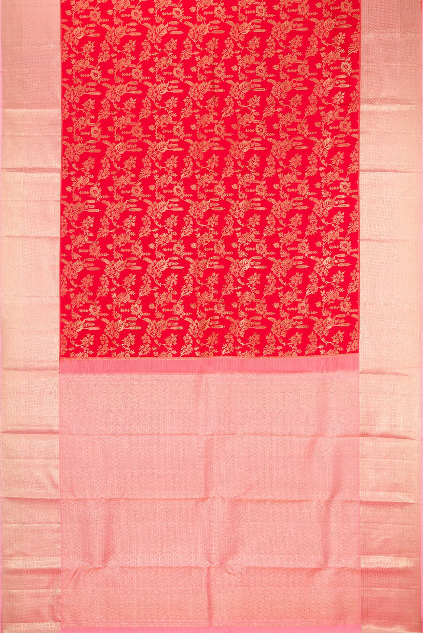 Flat view of Red Kanchipuram Silk Saree with Zari Brocade on the body and Zari Border. 