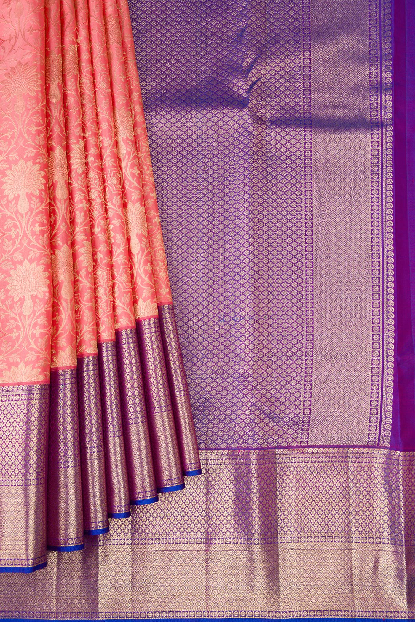 Pleats and pallu of Pink Dual Tone Kanchipuram Silk Saree with Zari Brocade on the body and Fancy Border. 