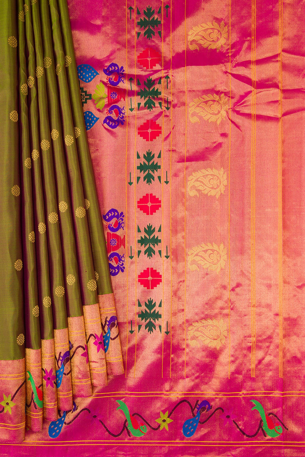 Pleats and pallu of Mehandi Green Dual Tone Paithani Silk Saree with Zari Butta on the body and Fancy Border. 