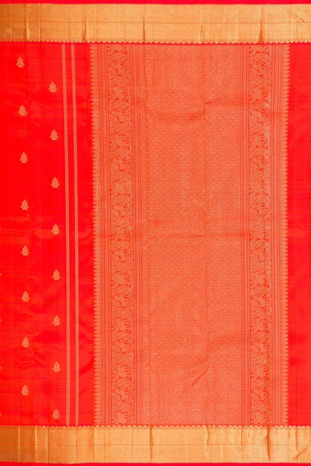 Close up image of the pallu of Pure Silk Pure Zari Orange Dual Tone Kanjivaram Saree with Zari Butta on the body and Zari Border. 