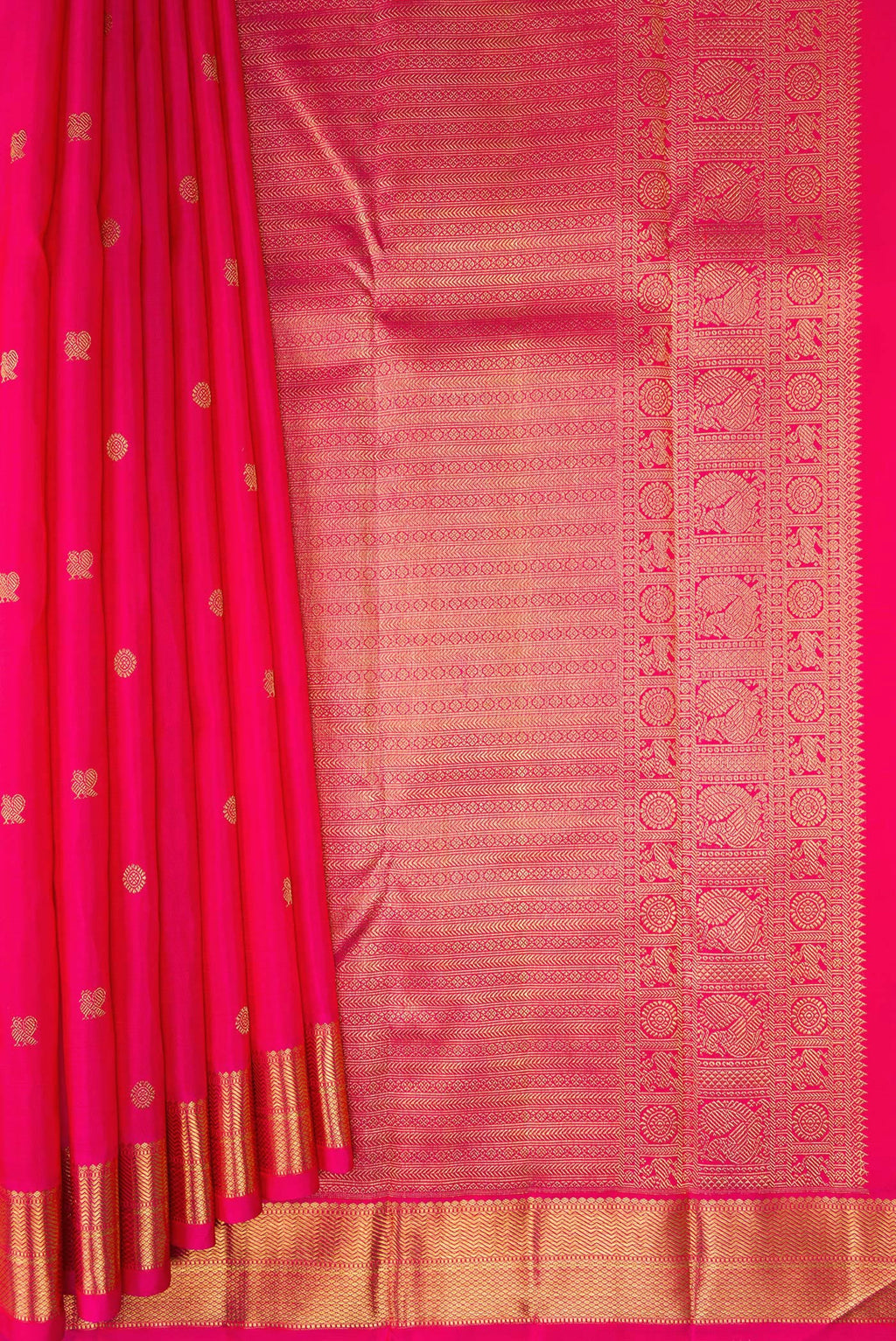 Pleats and pallu of Pure Silk Pure Zari Pink Kanchipuram Saree with Zari Butta on the body and Zari Border. 