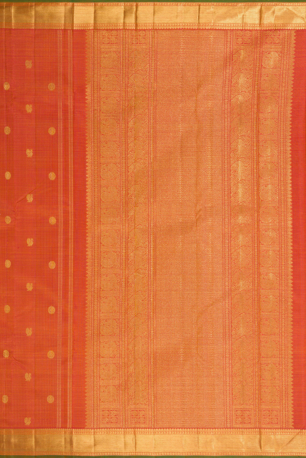 Close up image of the pallu of Pure Silk Pure Zari Pinkish Yellow Dual Tone Kanjivaram Saree with Checked design on the body and Zari Border. 