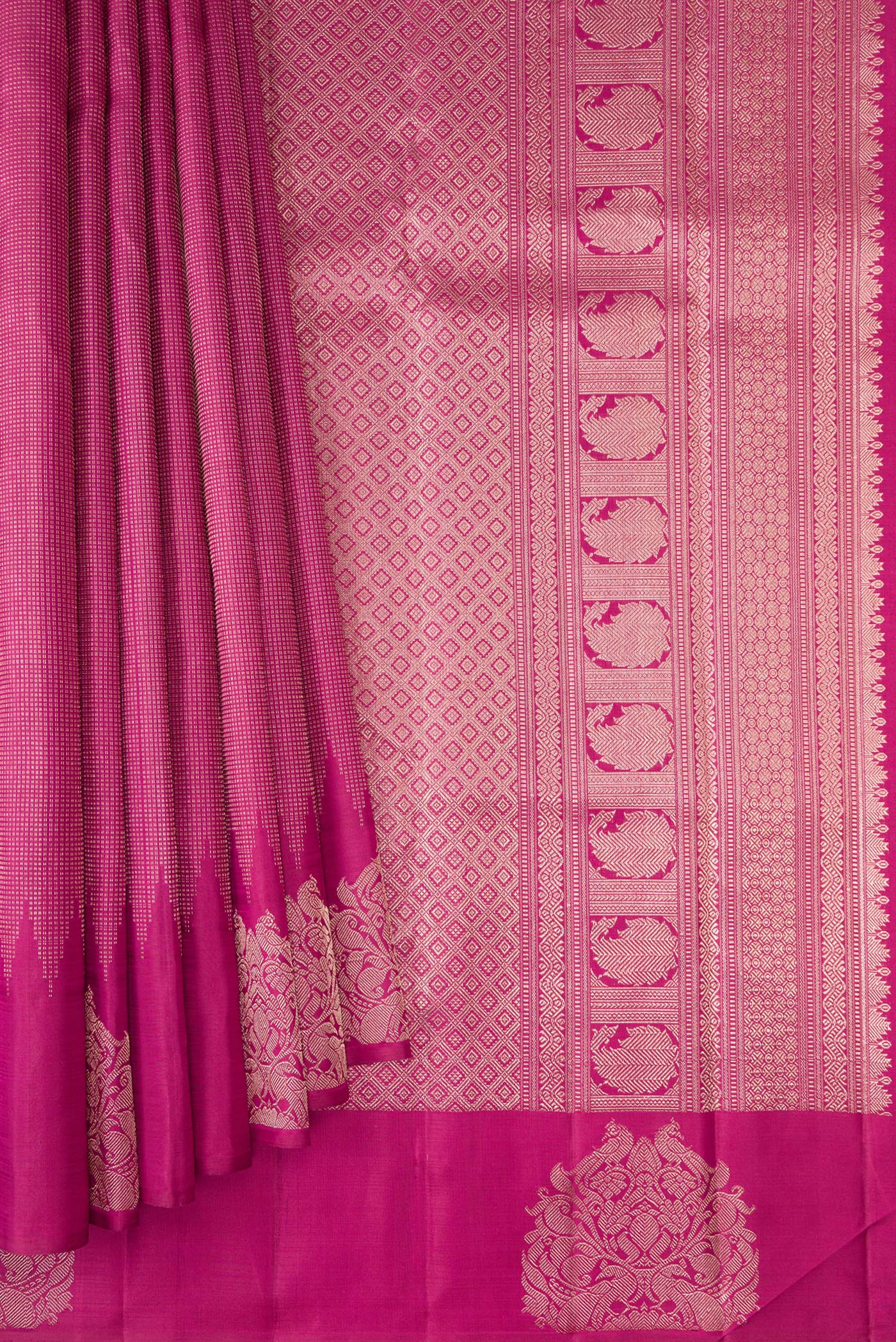 Pleats and pallu of Light Magenta Kanjivaram Silk Saree with Stripes on the body and Fancy Border. 