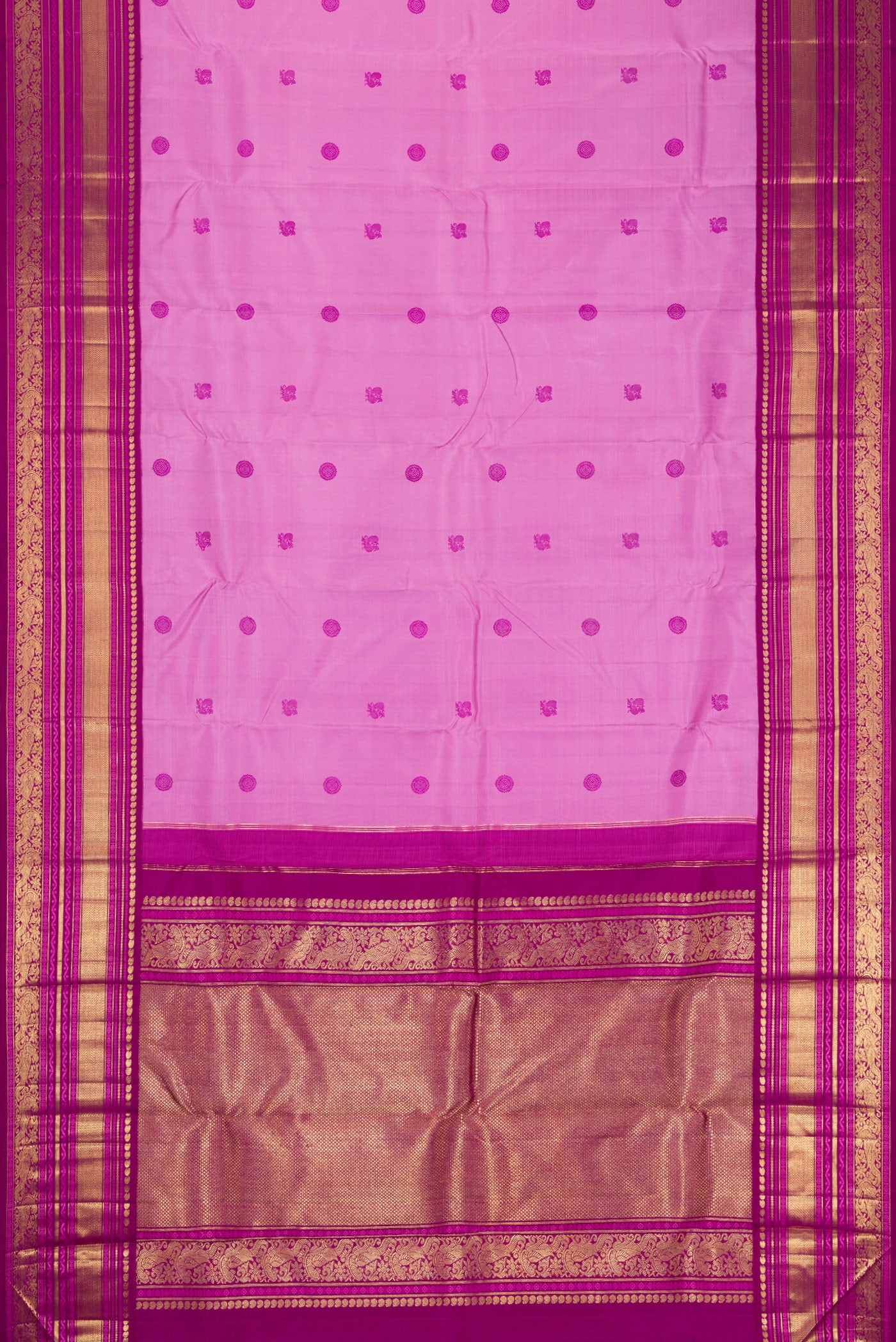 Flat view of Pure Silk Pure Zari Lavender Kanchipuram Saree with Thread Butta on the body and Zari Border. 