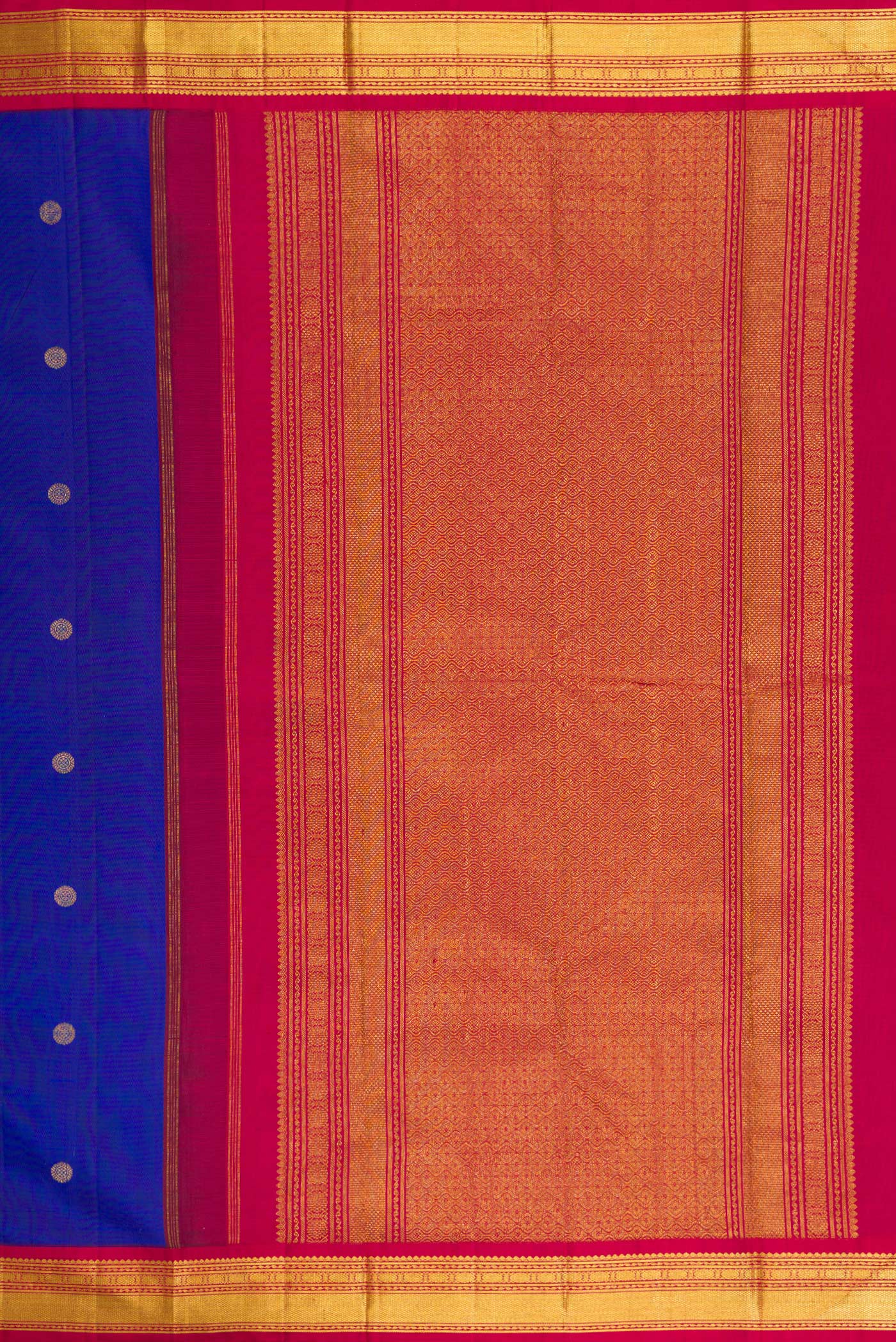 Close up image of the pallu of Royal Blue Dual Tone Kanjivaram Silk Saree with Zari Butta on the body and Zari Border. 