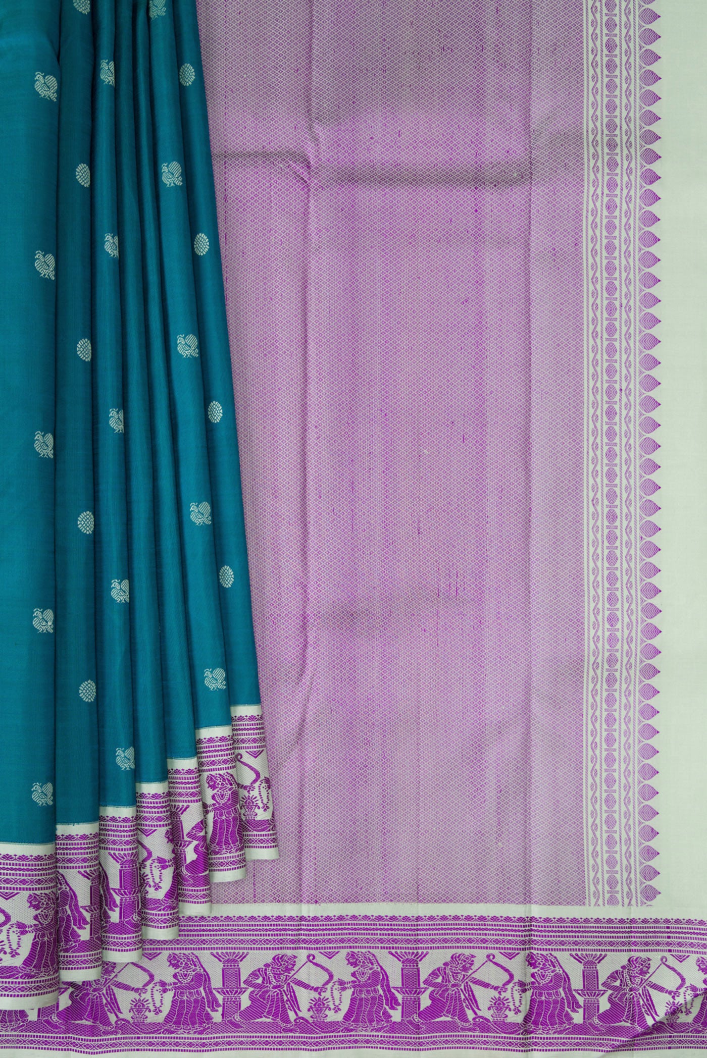 Pleats and pallu of Blue Kanjivaram Silk Saree with Thread Butta on the body and Thread Border. 