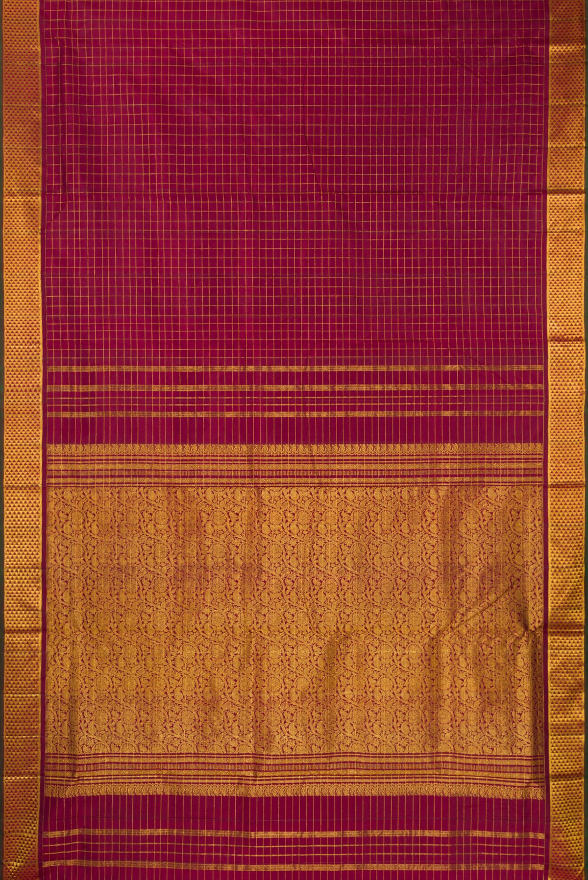 Flat view of Pure Silk Maroon Kanchipuram Nine Yards Saree with Checked design on the body and Zari Border. 