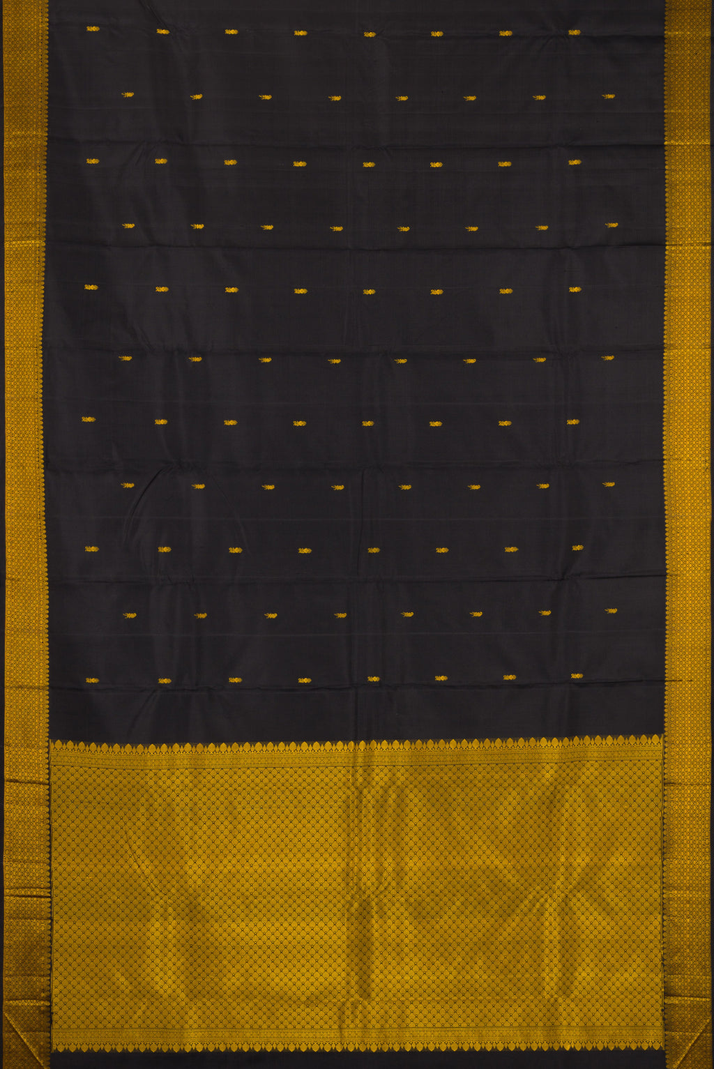 Flat view of Black Kanchipuram Silk Saree with Thread Butta on the body and Thread Border. 