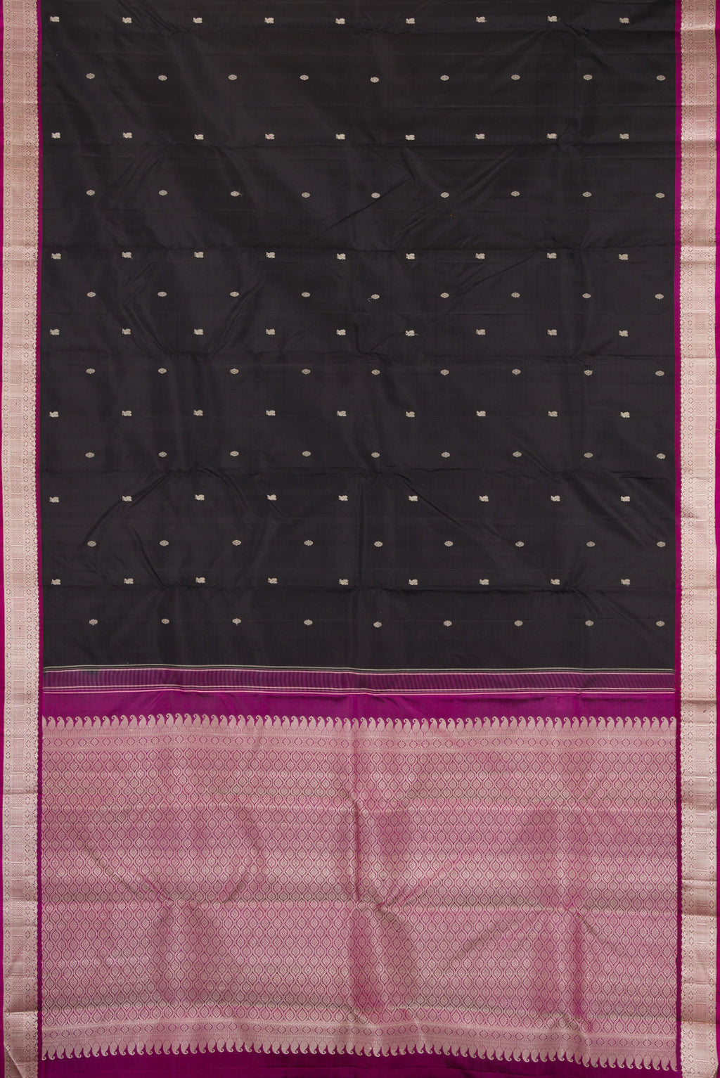 Flat view of Black Kanchipuram Silk Saree with Thread Butta on the body and Thread Border. 