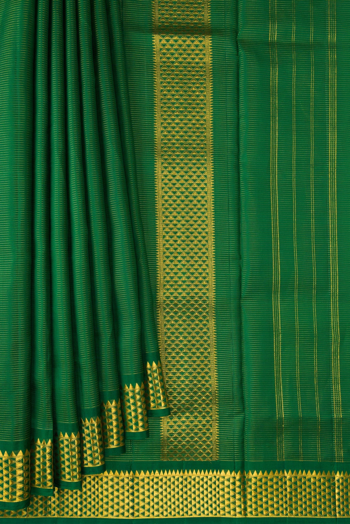 Pleats and pallu of Pure Silk Green Kanchipuram Nine Yards Saree with Stripes on the body and Zari Border. 