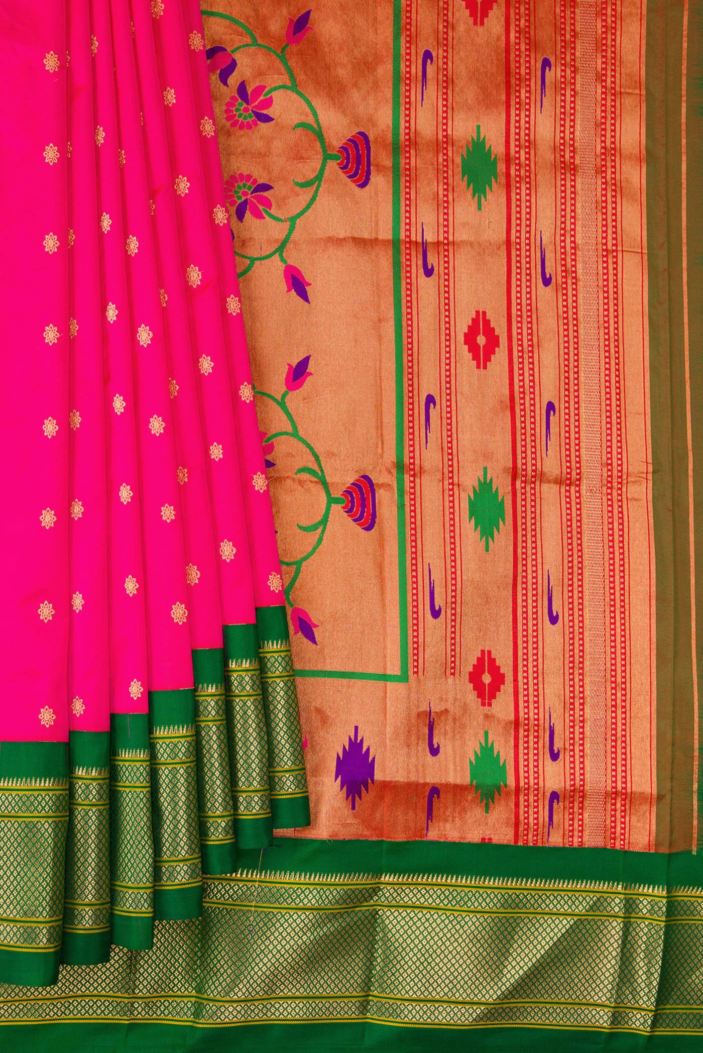 Pleats and pallu of Dark Pink Paithani Silk Saree with Zari Butta on the body and Zari Border. 