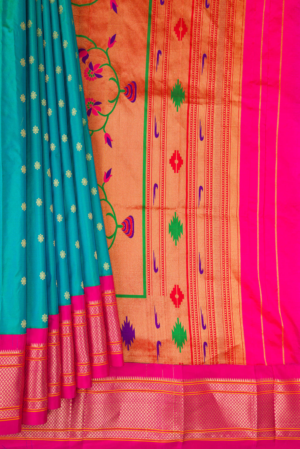 Pleats and pallu of Sea Green Paithani Silk Saree with Zari Butta on the body and Zari Border. 