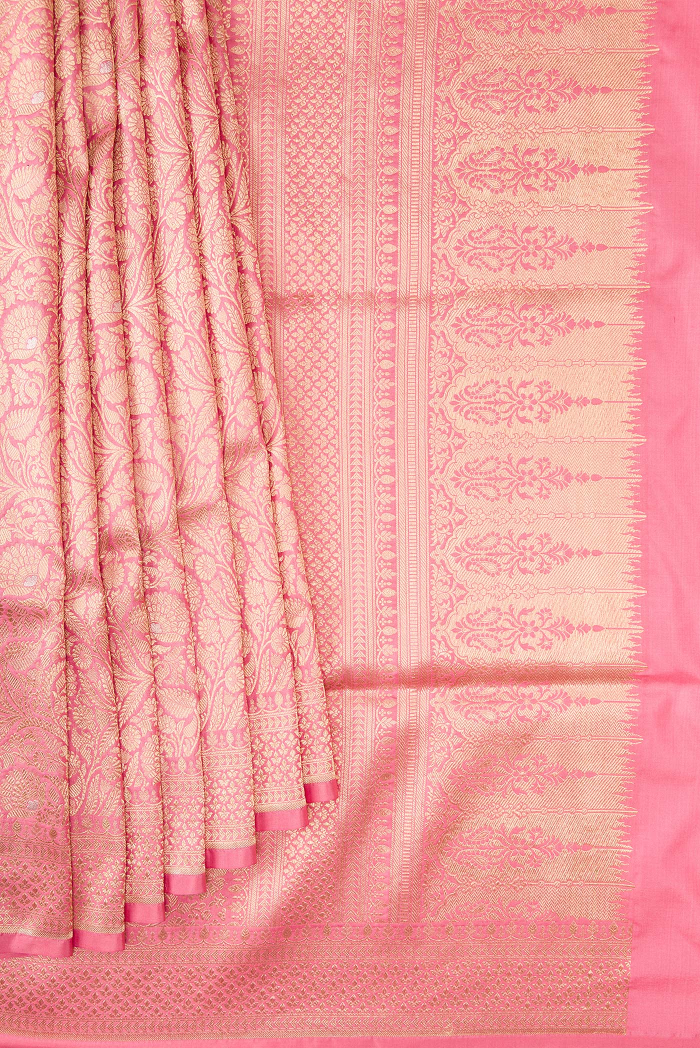 Pleats and pallu of Pink Banarasi Silk Saree with Zari Brocade on the body and Zari Border. 