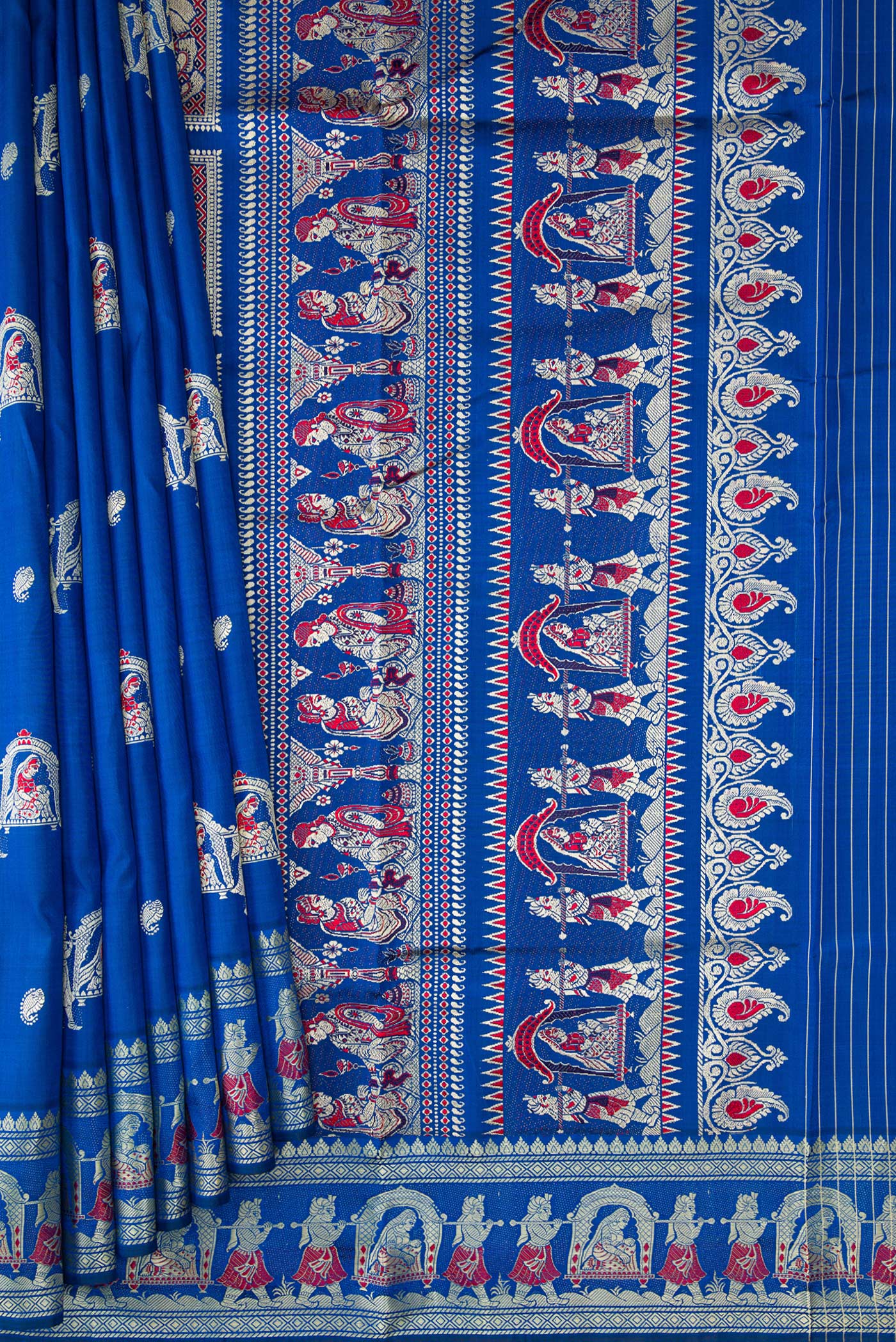 Pleats and pallu of Royal Blue Baluchari Silk Saree with Thread Butta on the body and Thread Border. 