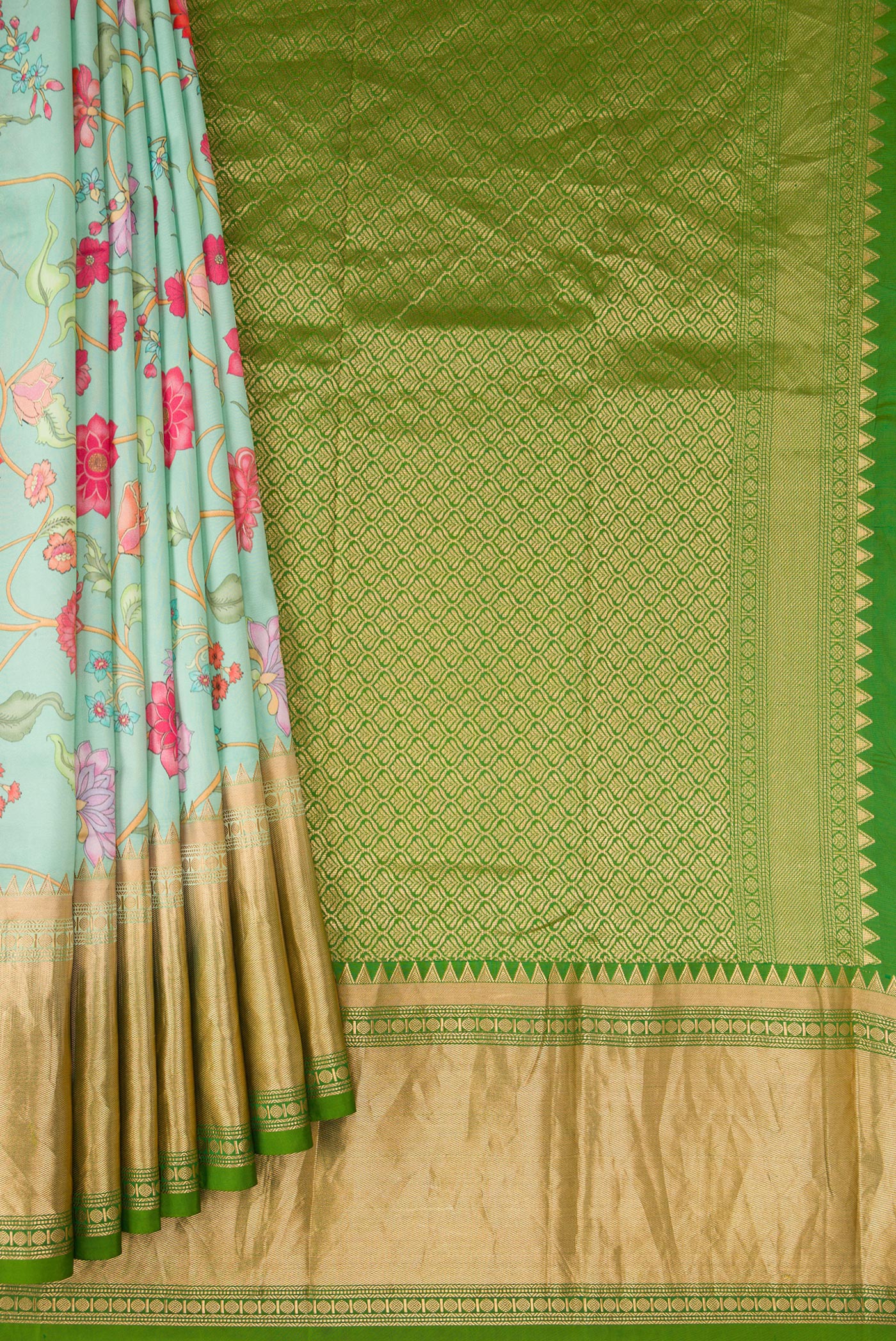 Pleats and pallu of Sea Green Kanjivaram Silk Saree with Floral Print on the body and Zari Border. 