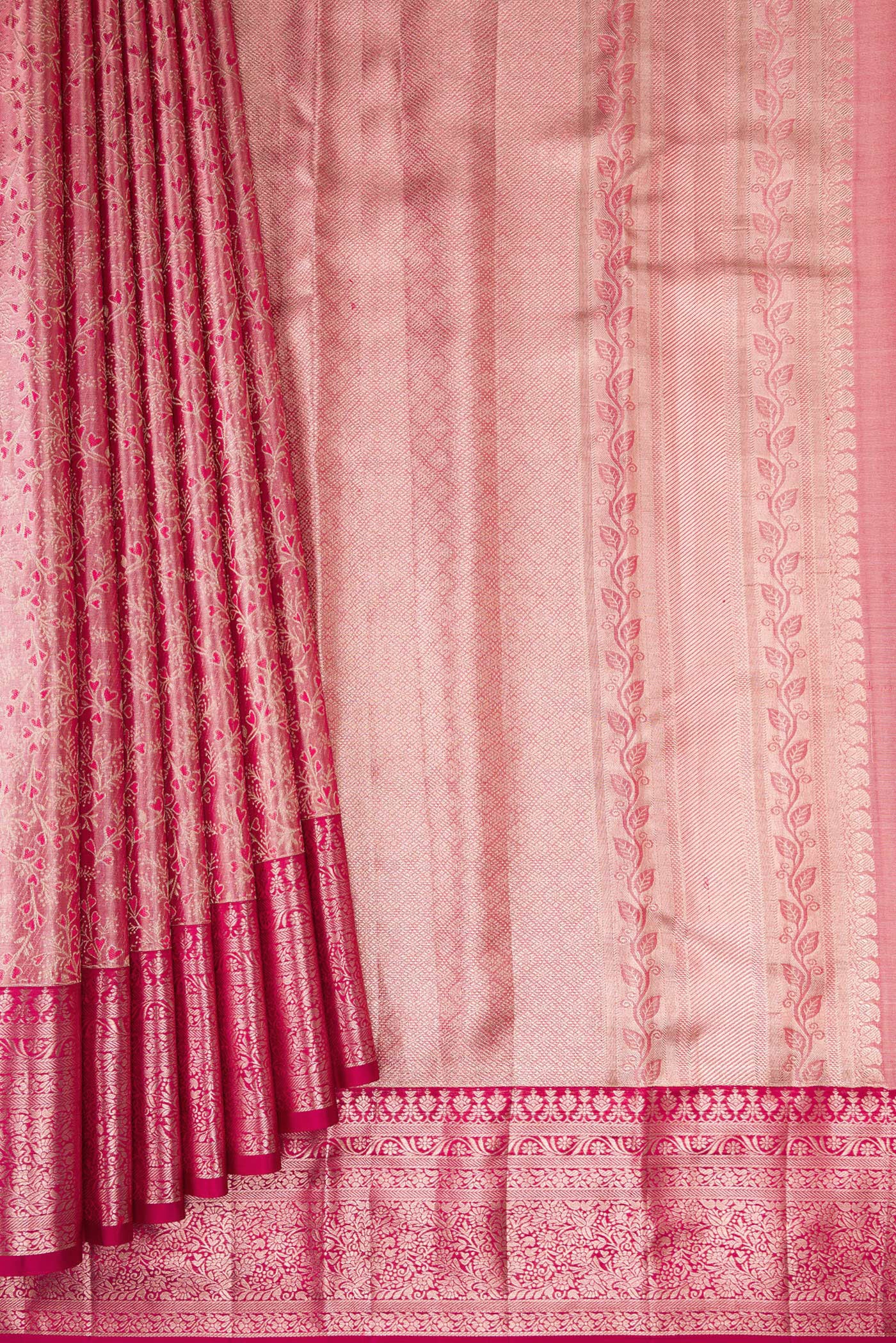 Pleats and pallu of Pink Dual Tone Kanchipuram Tissue Silk Saree with Zari Brocade on the body and Fancy Border. 