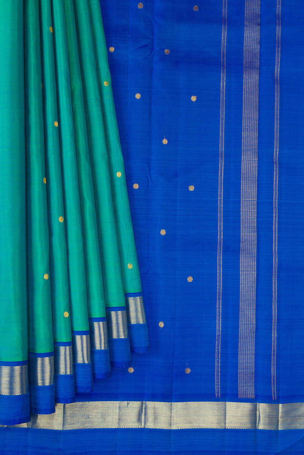 Pleats and pallu of Sea Green Kanjivaram Silk Saree with Zari Butta on the body and Zari Border. 