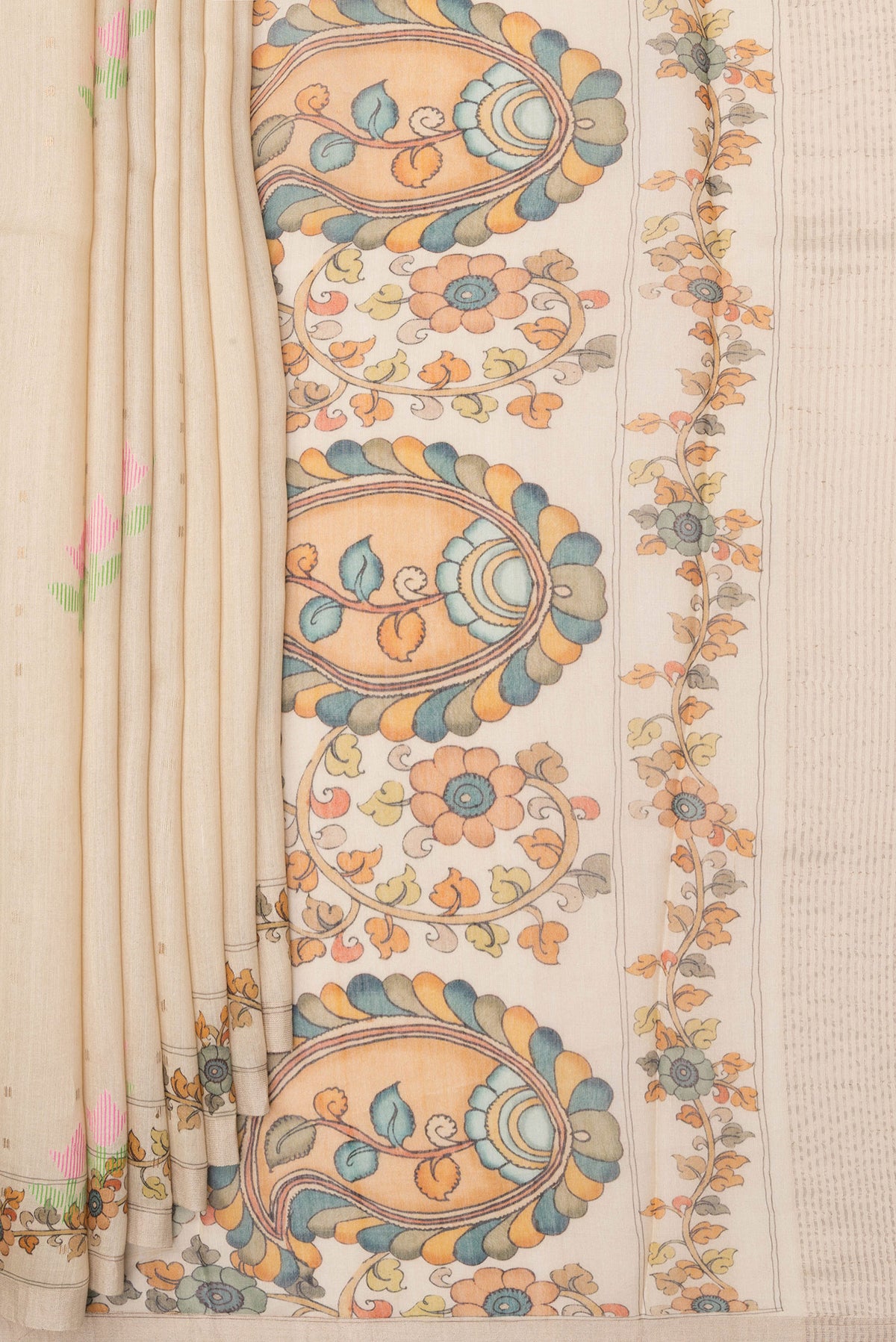 Pleats and pallu of Beige Dual Tone Tussar Saree with Embroidery on the body and Fancy Border. 