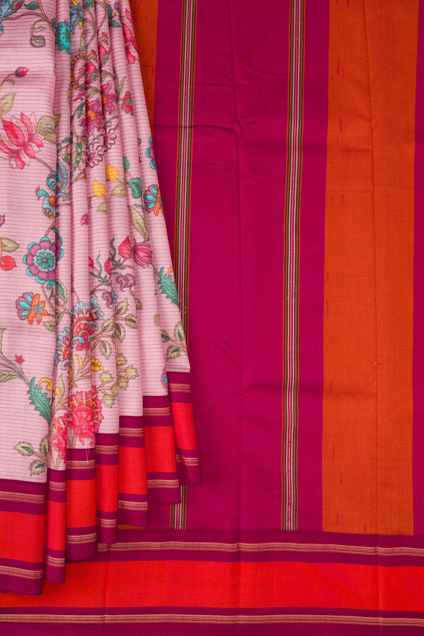 Pleats and pallu of Pink Kanchipuram Silk Saree with Printed design on the body and Plain Border. 