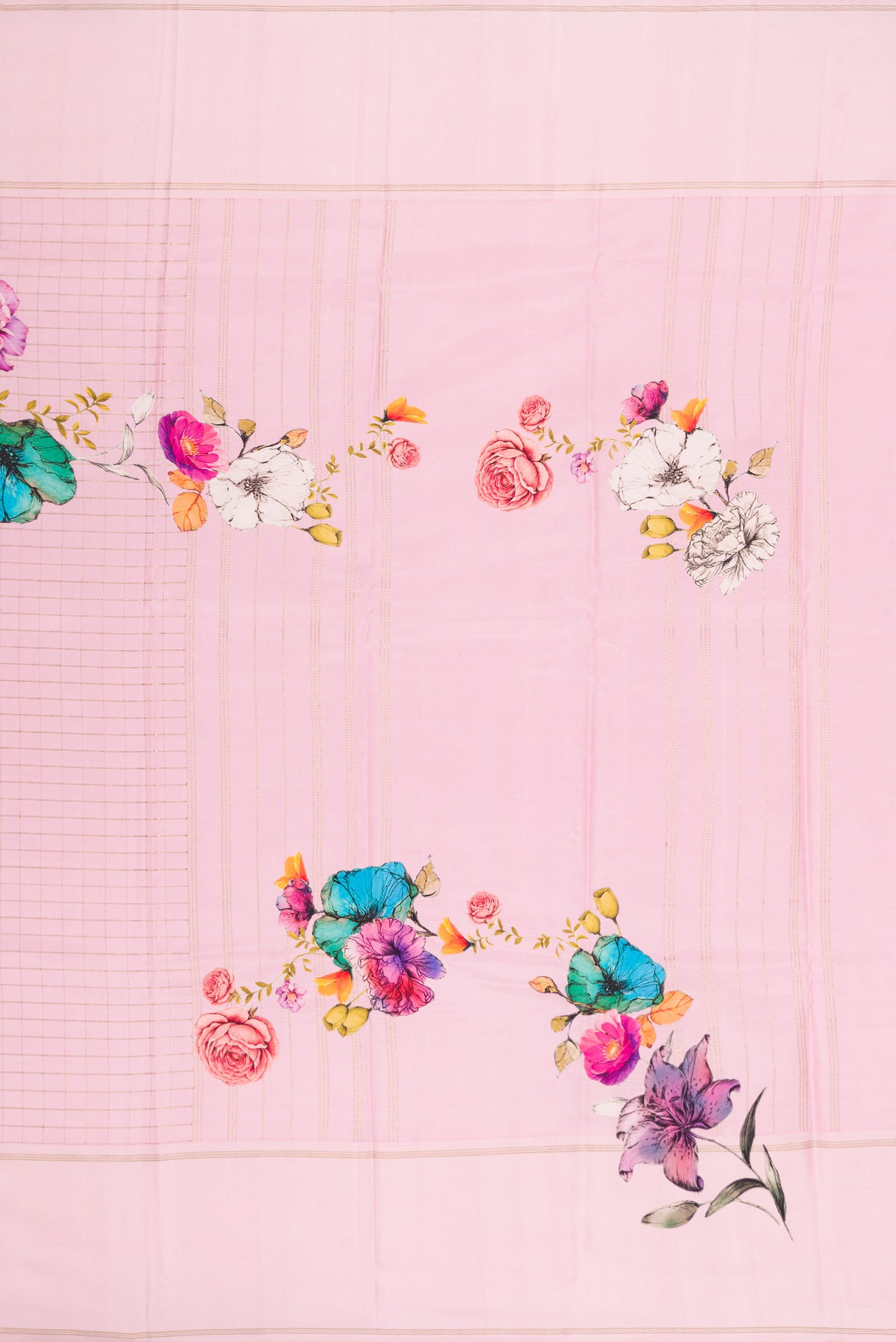 Close up image of the pallu of Rose pink Kanchipuram Silk Saree with Checked design on the body and Fancy Border. 