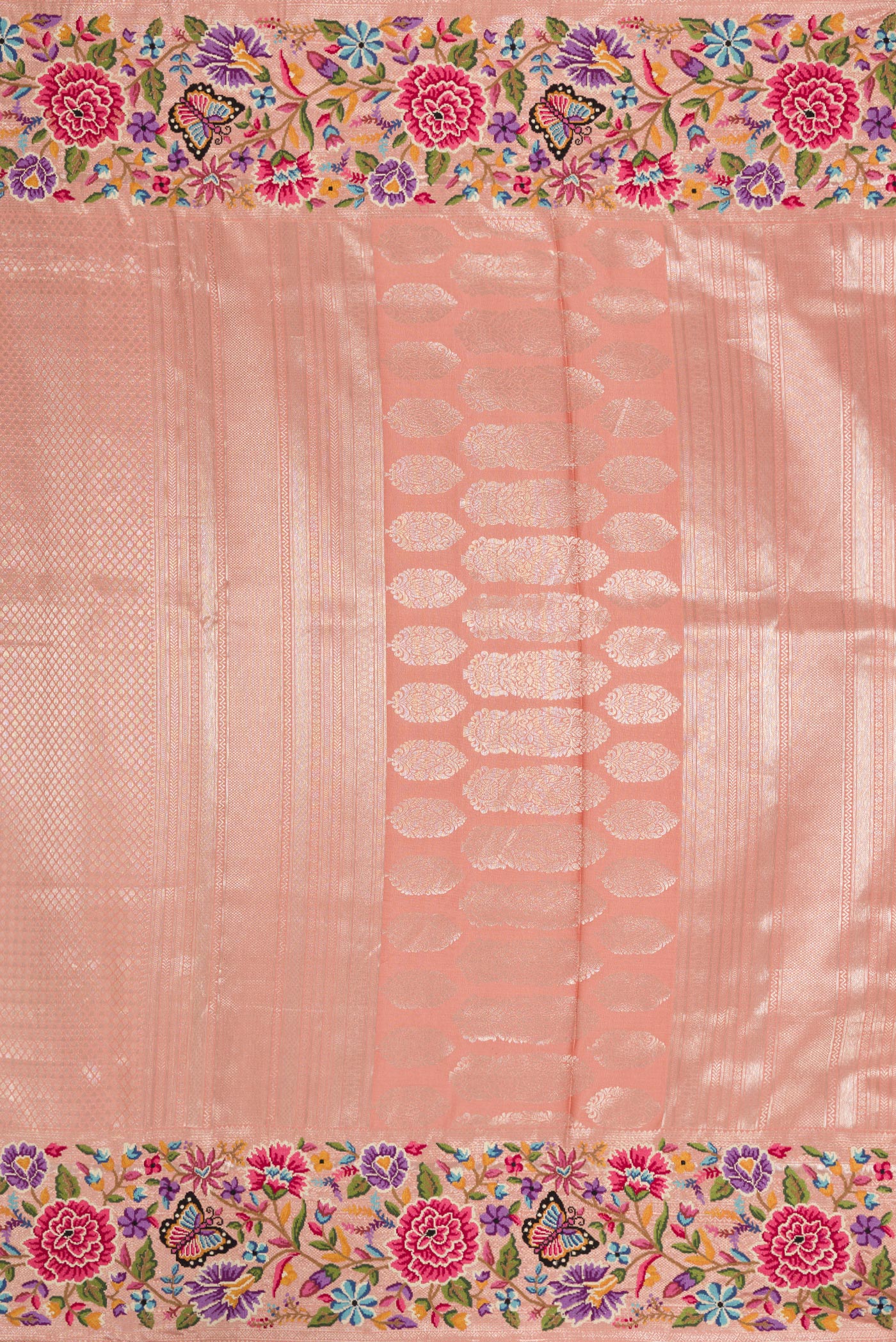 Close up image of the pallu of Brown Dual Tone Kanjivaram Silk Saree with Zari Brocade on the body and Embroidery Border. 