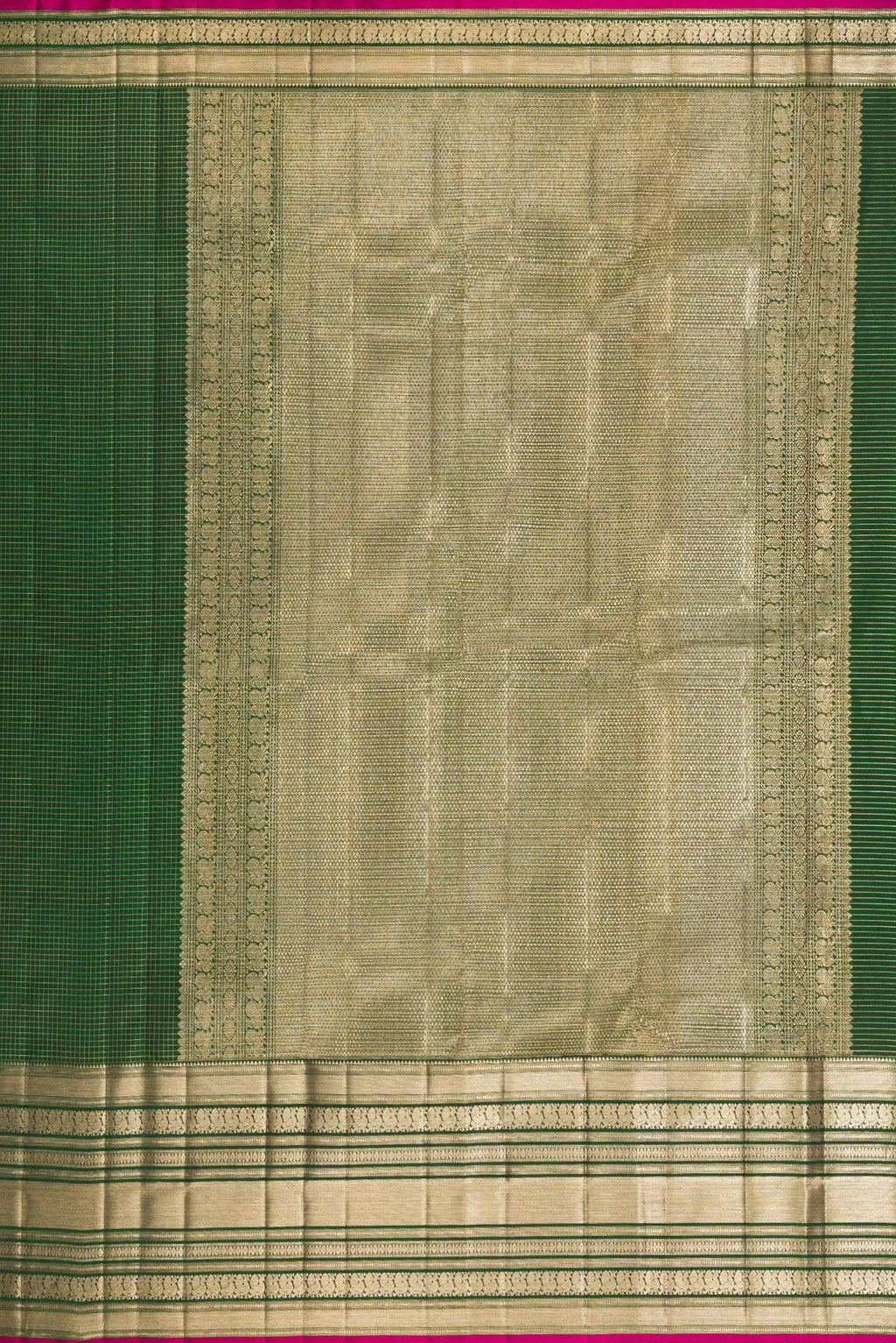 Close up image of the pallu of Bottle Green Kanchipuram Silk Saree with Checked design on the body and Zari Border. 