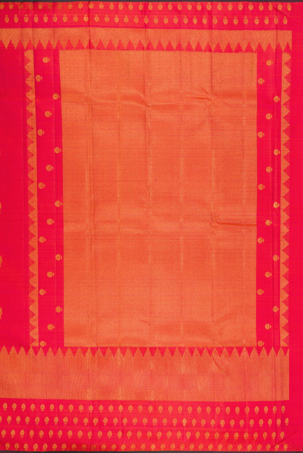 Close up image of the pallu of Pink Dual Tone Kanchipuram Silk Saree with Zari Butta on the body and Fancy Border. 