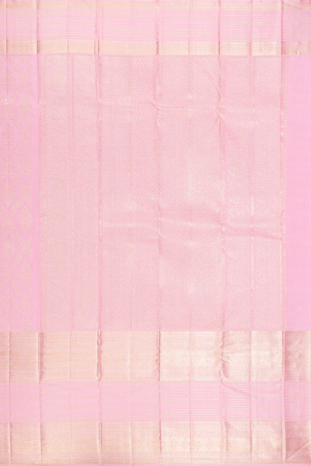 Close up image of the pallu of Pure Silk Rose pink Kanchipuram Saree with Zari Brocade on the body and Zari Border. 