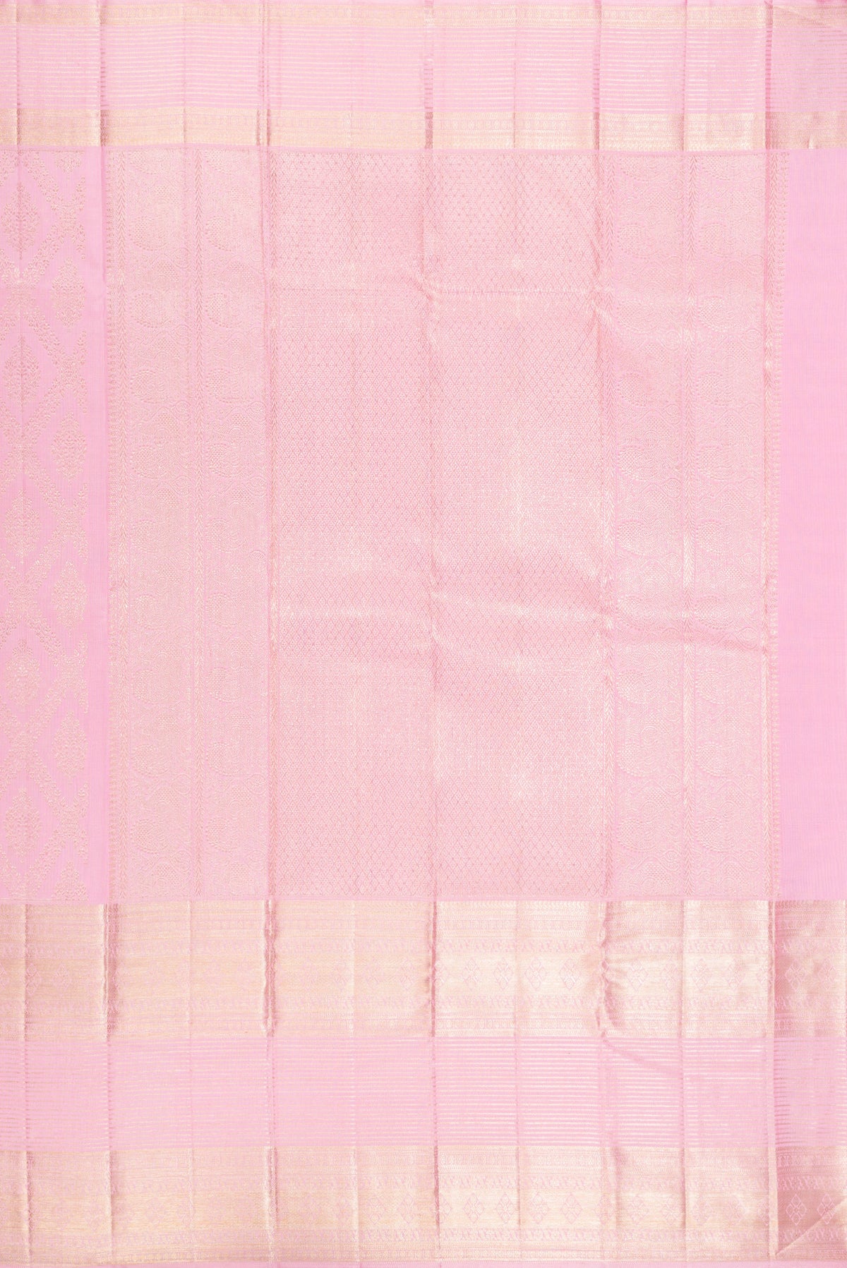 Close up image of the pallu of Pure Silk Rose pink Kanchipuram Saree with Zari Brocade on the body and Zari Border. 