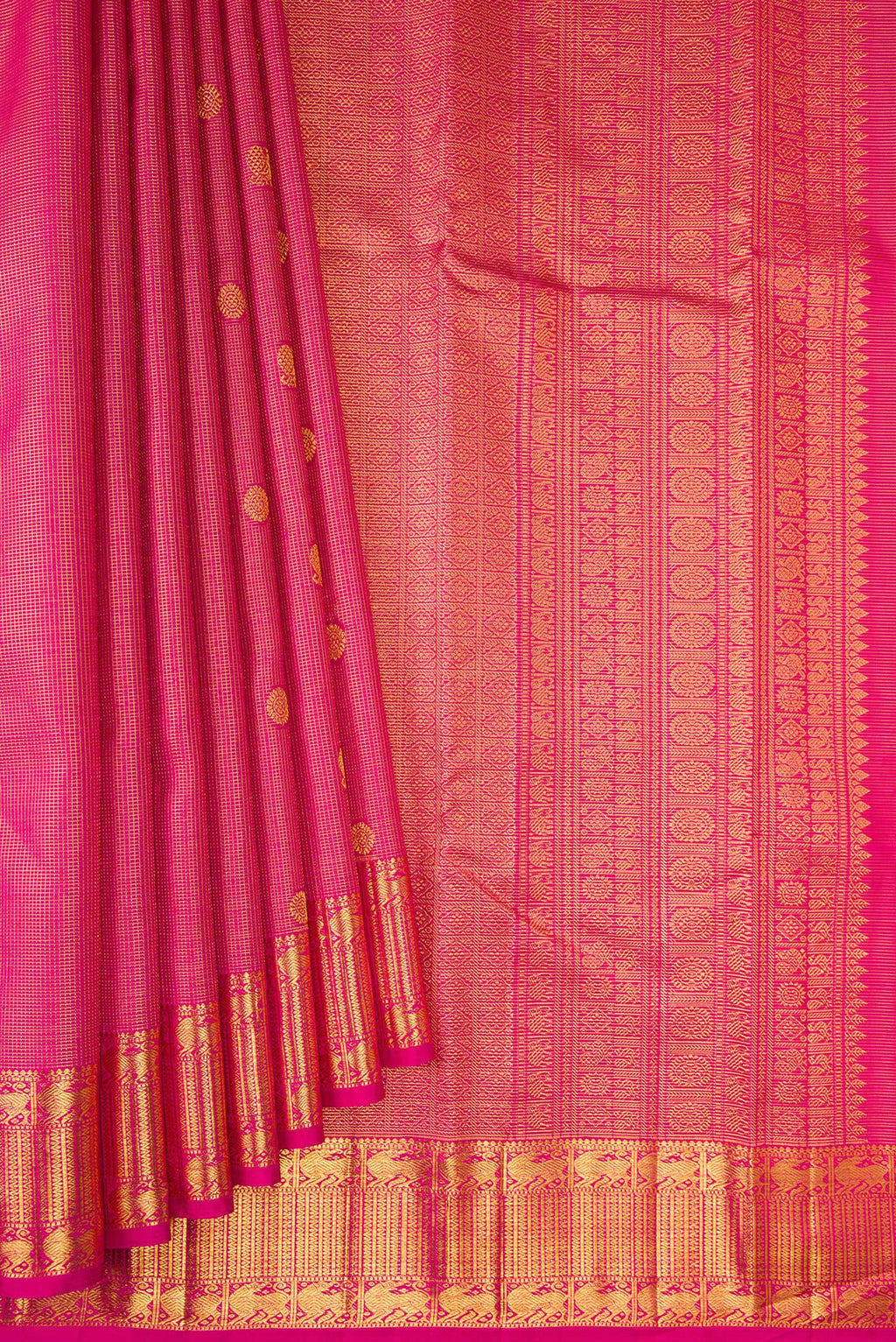 Pleats and pallu of Pure Silk Dark Pink Kanchipuram Saree with Zari Brocade on the body and Zari Border. 