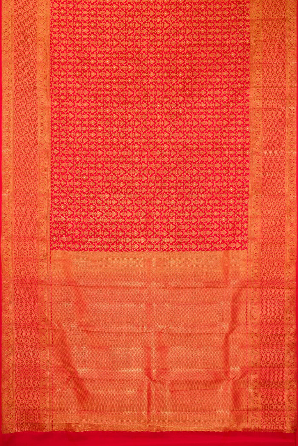 Flat view of Pure Silk Red Kanchipuram Saree with Zari Brocade on the body and Fancy Border. 