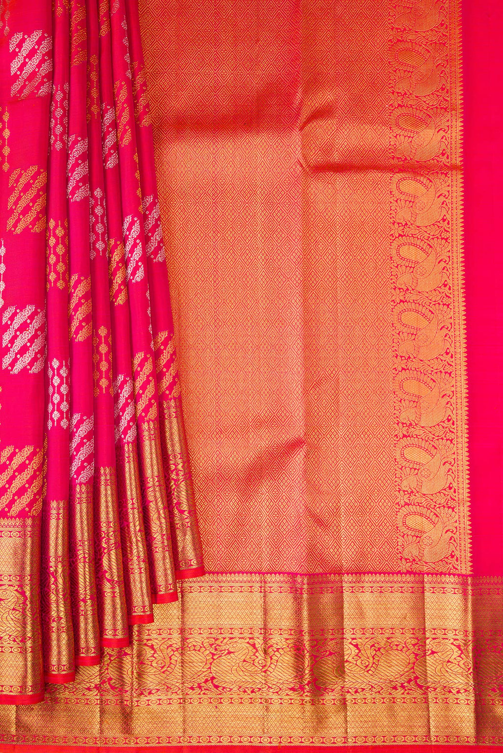 Pleats and pallu of Pink Kanjivaram Silk Saree with Zari Brocade on the body and Zari Border. 