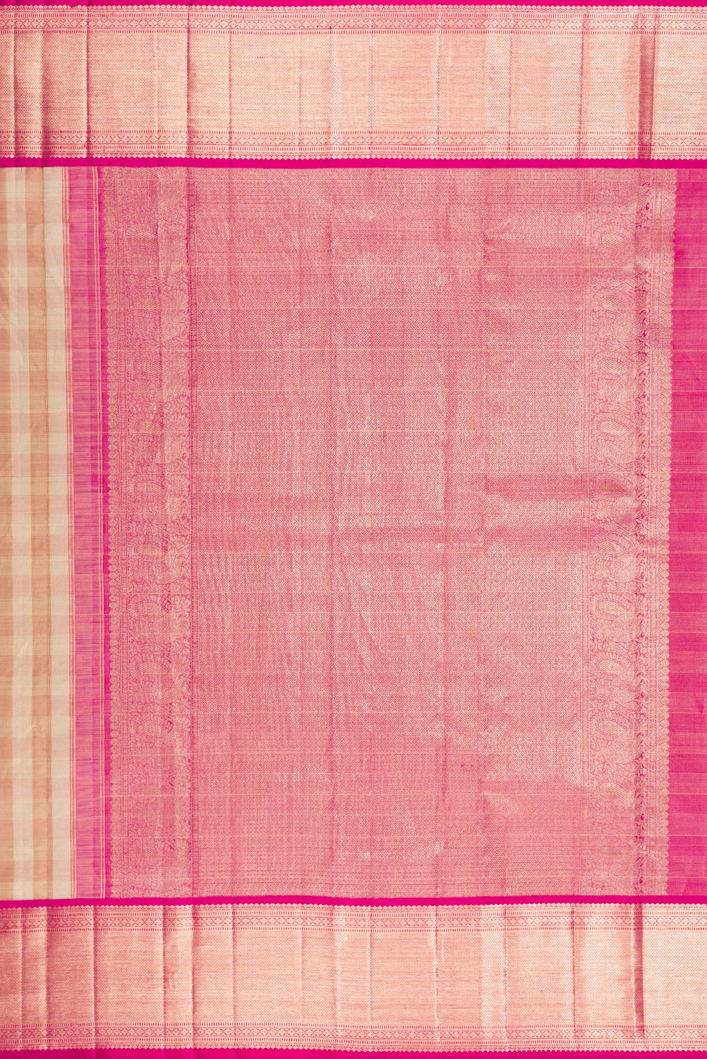 Close up image of the pallu of Pure Silk Rose Gold Dual Tone Kanjivaram Tissue Saree with Checked design on the body and Zari Border. 
