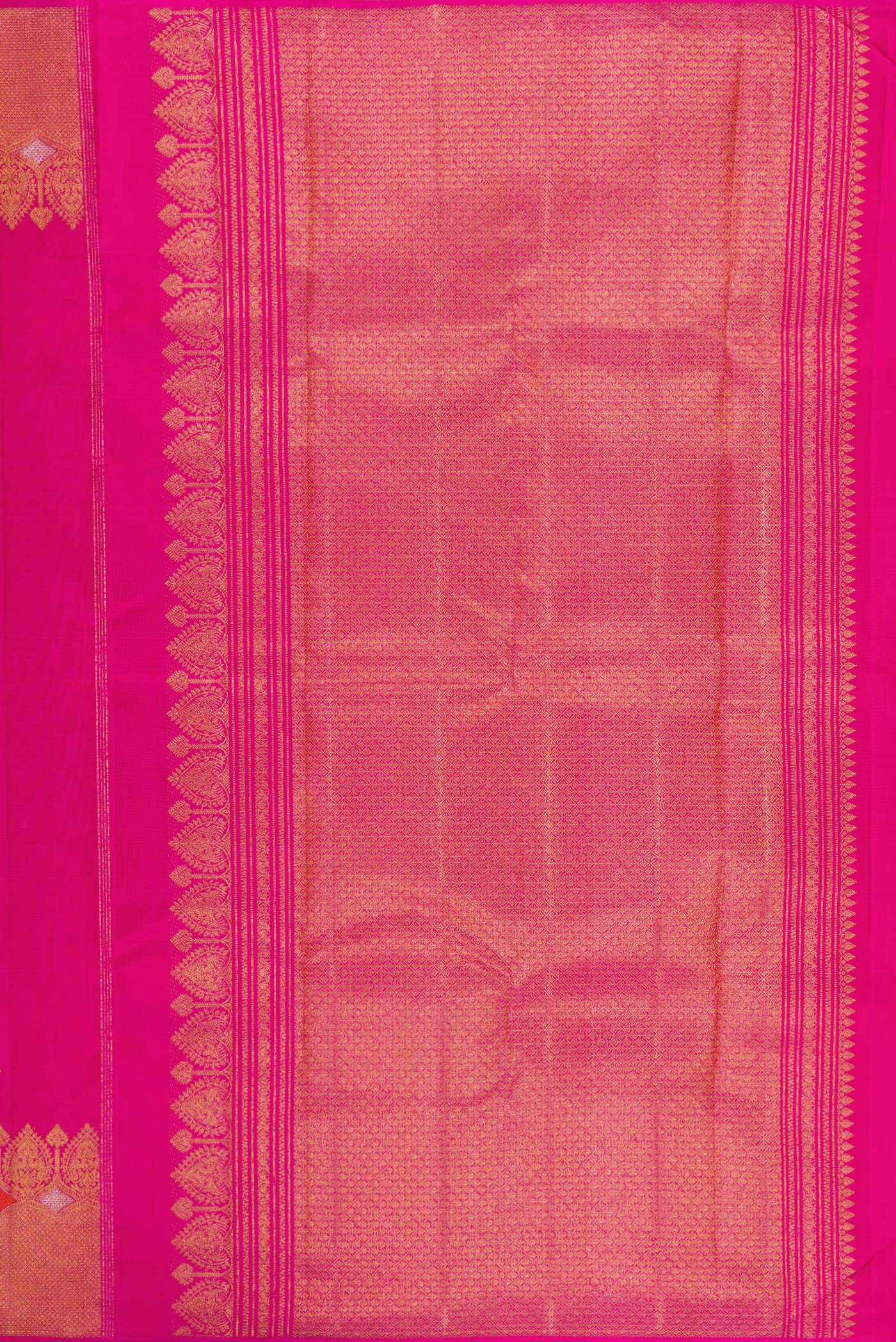 Close up image of the pallu of Dark Pink Kanjivaram Silk Saree with Zari Butta on the body and Fancy Border. 