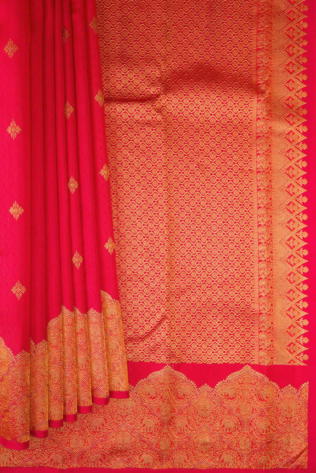 Pleats and pallu of Pure Silk Dark Pink Dual Tone Kanchipuram Saree with Jacquard With Zari Butta on the body and Fancy Border. 