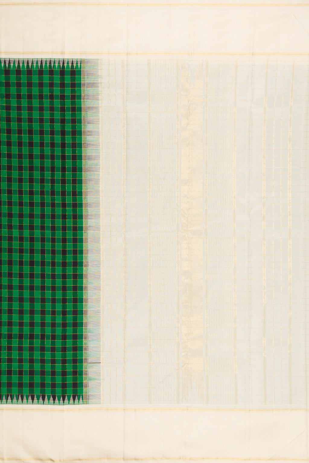 Close up image of the pallu of Multi Color Kanjivaram Silk Saree with Checked design on the body and Plain Border. 