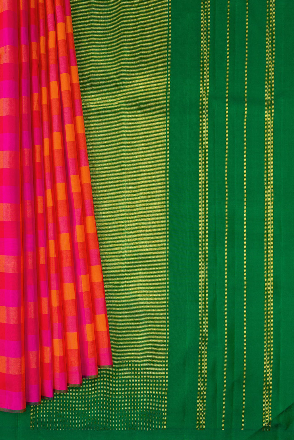 Pleats and pallu of Pure Silk Multi Color Kanchipuram Saree with Checked design on the body and Without Border. 