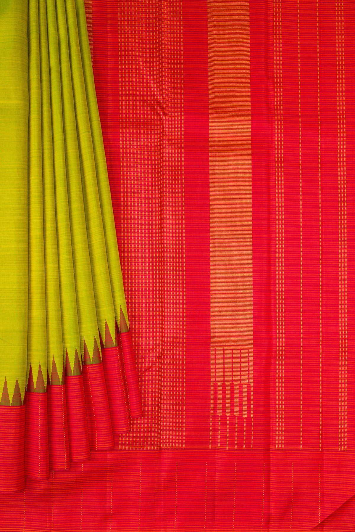 Pleats and pallu of Green Kanjivaram Silk Saree with Plain Body and Temple Border. 