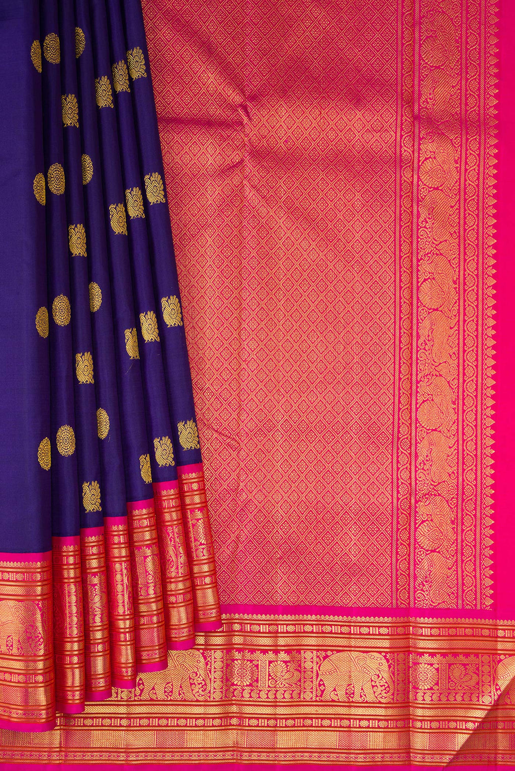 Pleats and pallu of Dark Blue Kanjivaram Silk Saree with Zari Butta on the body and Zari Border. 