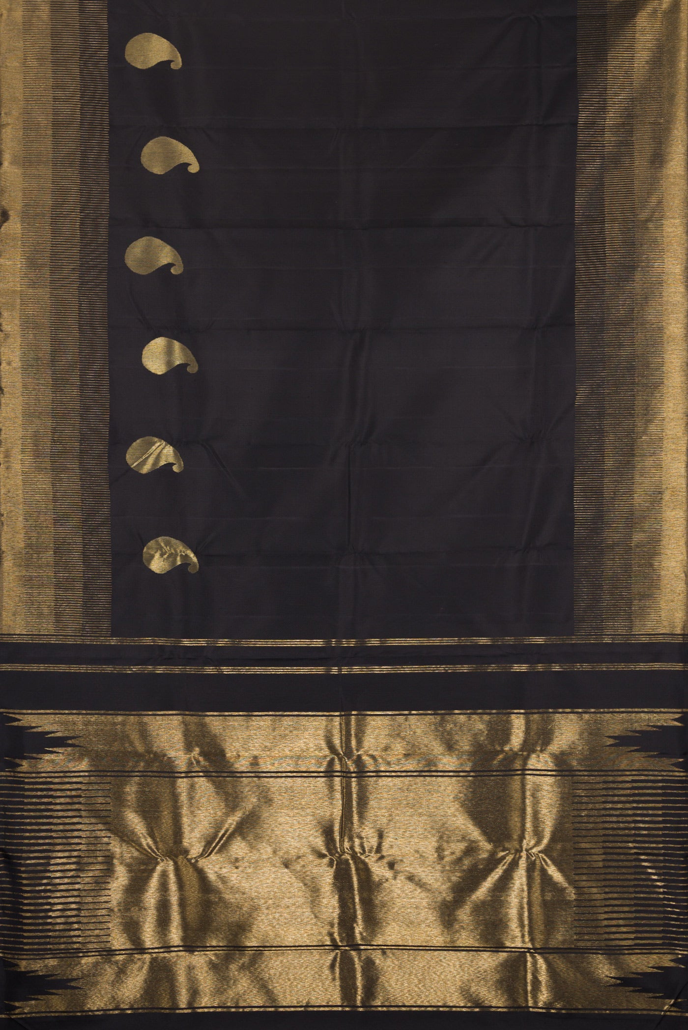 Flat view of Black Kanchipuram Silk Saree with Plain Body and Zari Border. 