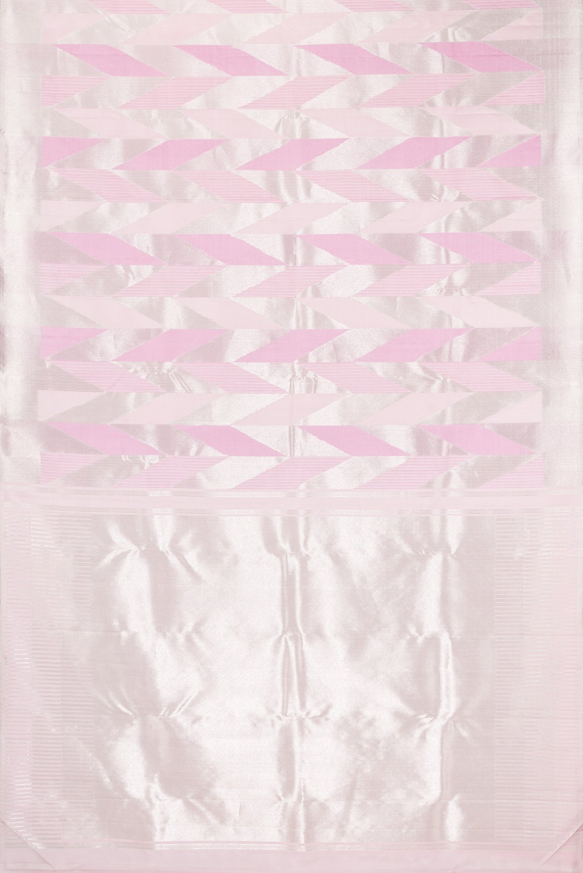 Flat view of Pure Silk Rose pink Kanchipuram Saree with Zari Brocade on the body and Zari Border. 
