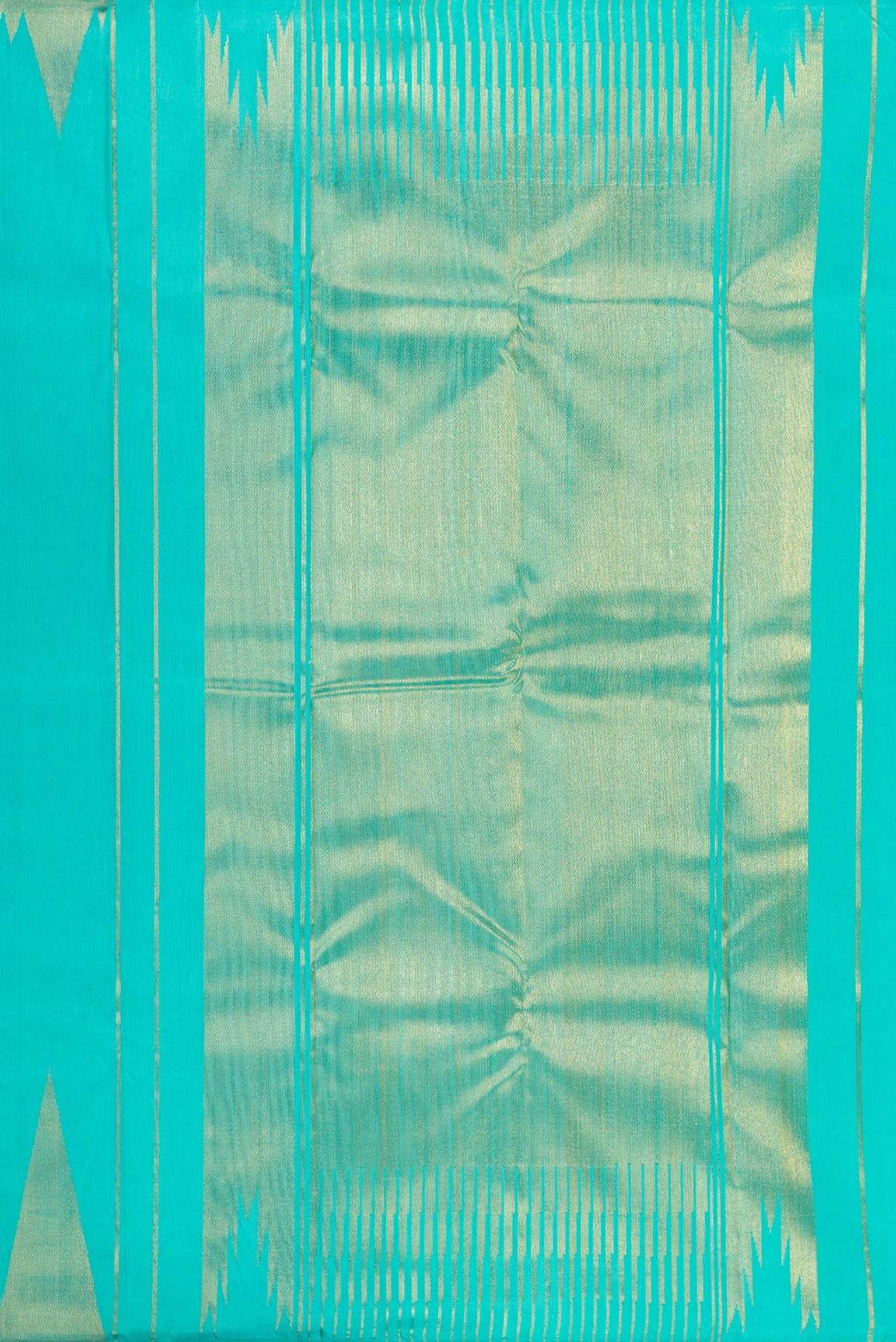 Close up image of the pallu of Pure Silk Pure Zari Turquoise Kanchipuram Saree with Plain Body and Temple Border. 