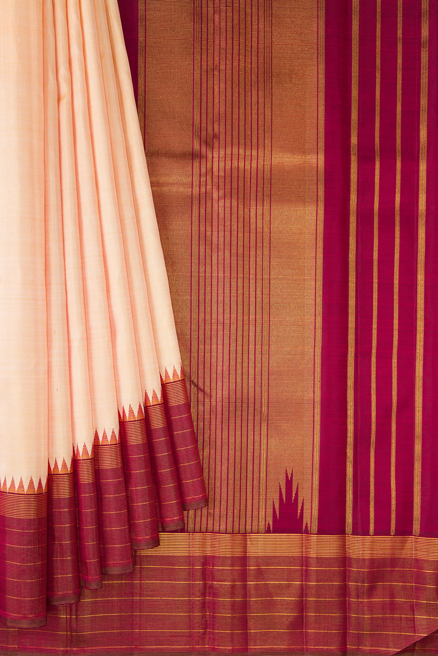 Pleats and pallu of Sandal Kanjivaram Silk Saree with Checked design on the body and Fancy Border. 