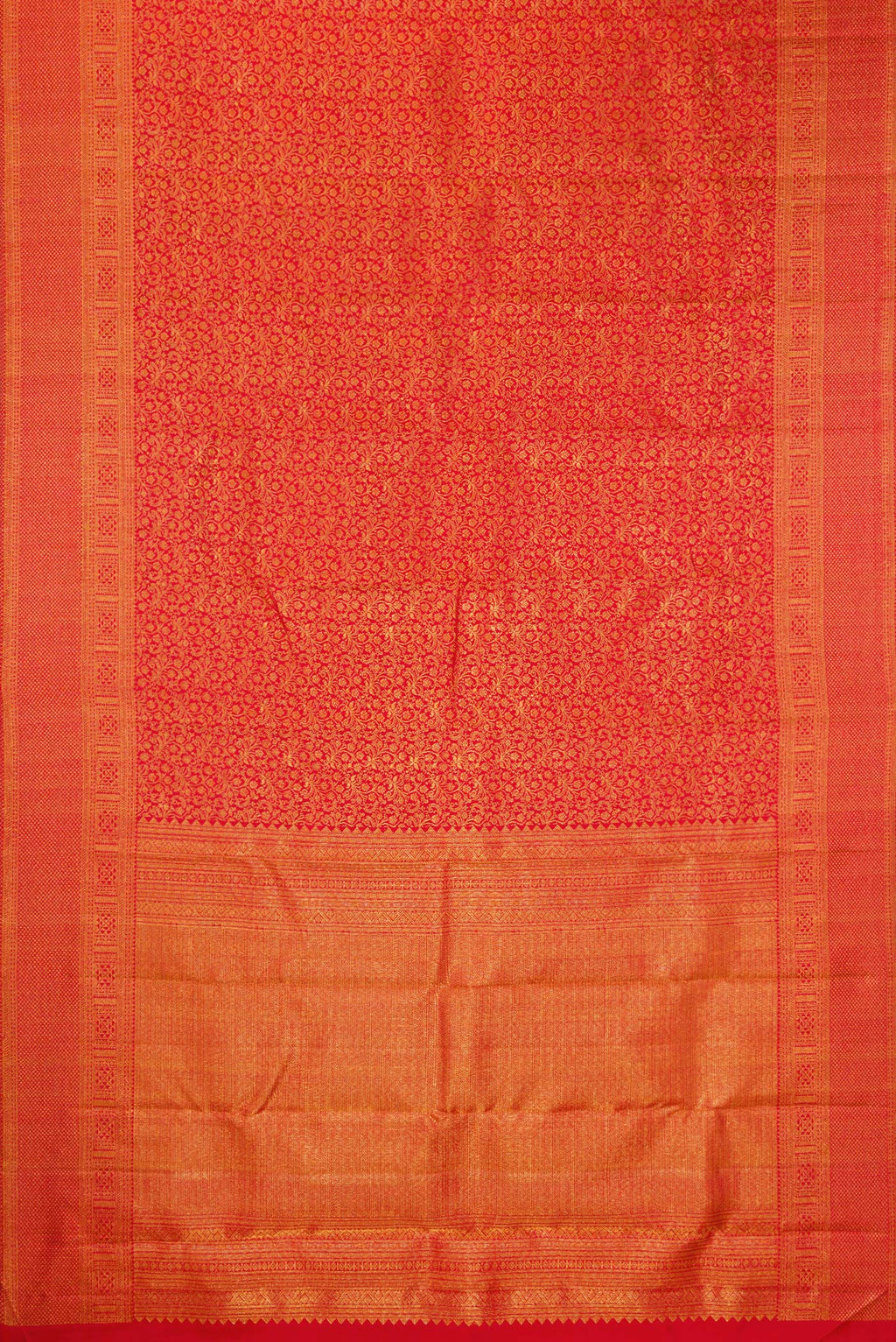 Flat view of Pure Silk Red Dual Tone Kanchipuram Saree with Zari Brocade on the body and Fancy Border. 